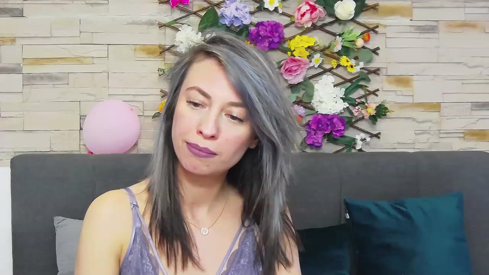 Gallery image thumbnail from PoxyVibe's myfreecams stream on, 05/01/2023, 16:15 image 20 of 20