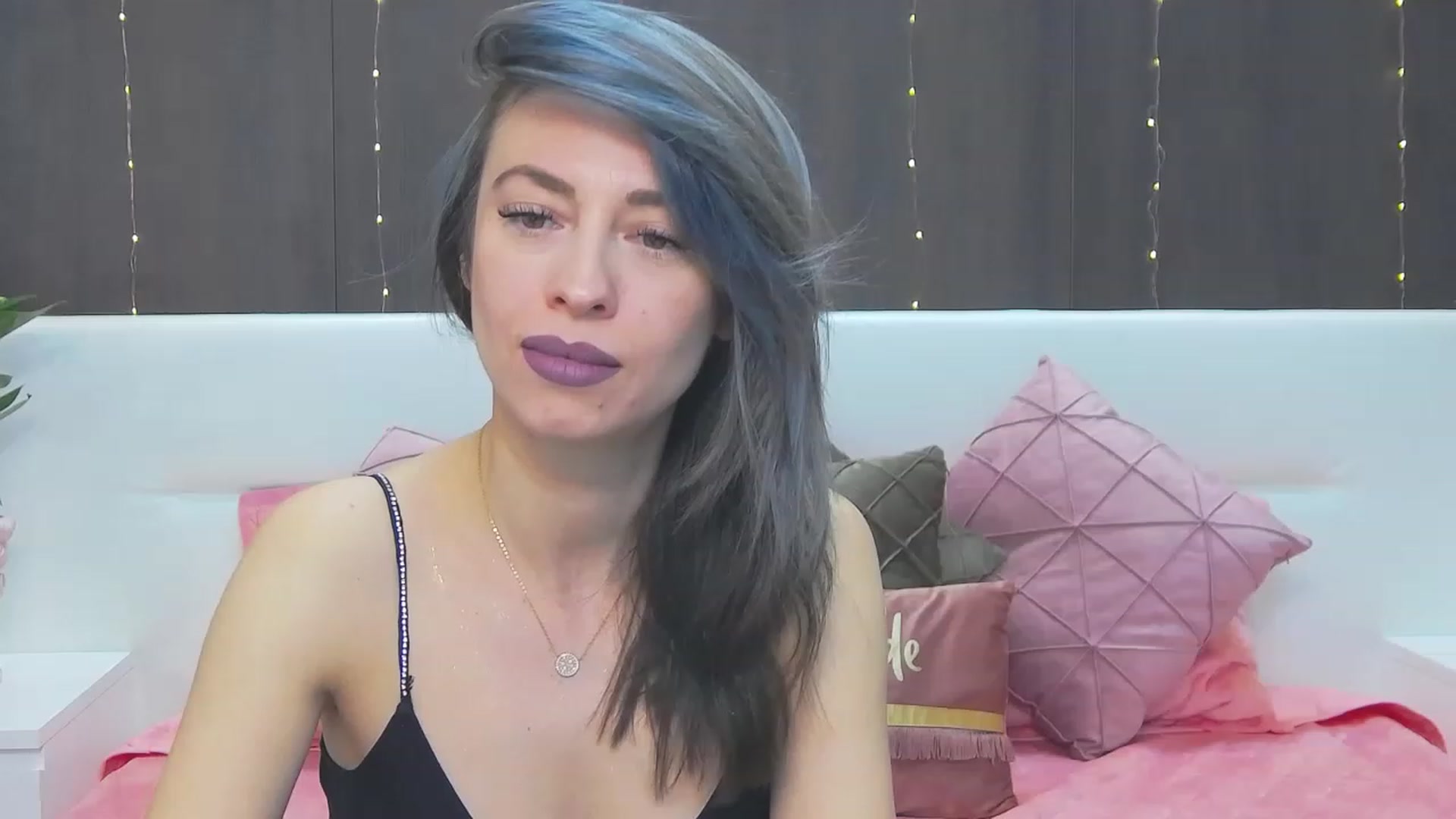 Gallery image thumbnail from PoxyVibe's myfreecams stream on, 05/09/2023, 14:55 image 1 of 20