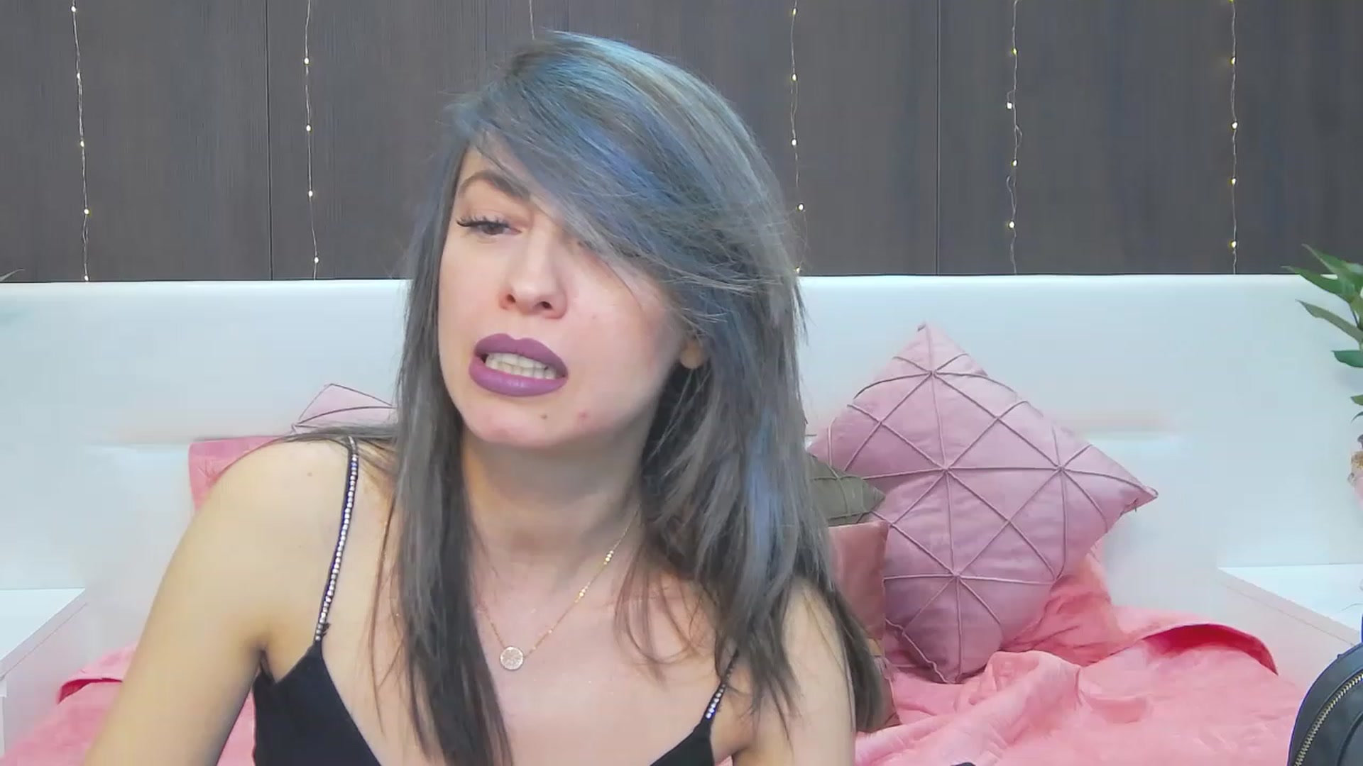 Gallery image thumbnail from PoxyVibe's myfreecams stream on, 05/09/2023, 14:55 image 20 of 20