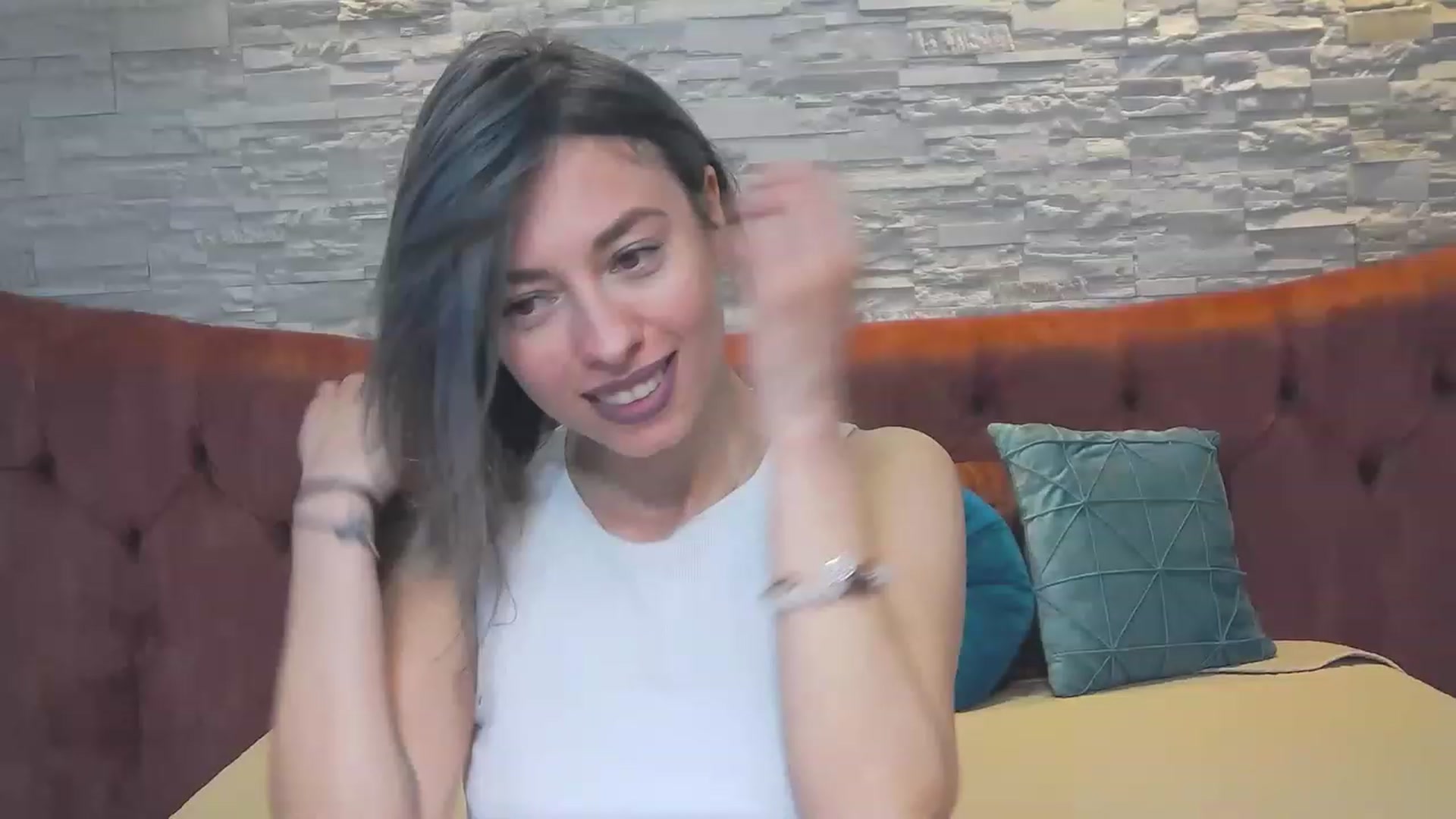 Gallery image thumbnail from PoxyVibe's myfreecams stream on, 05/15/2023, 15:10 image 10 of 20
