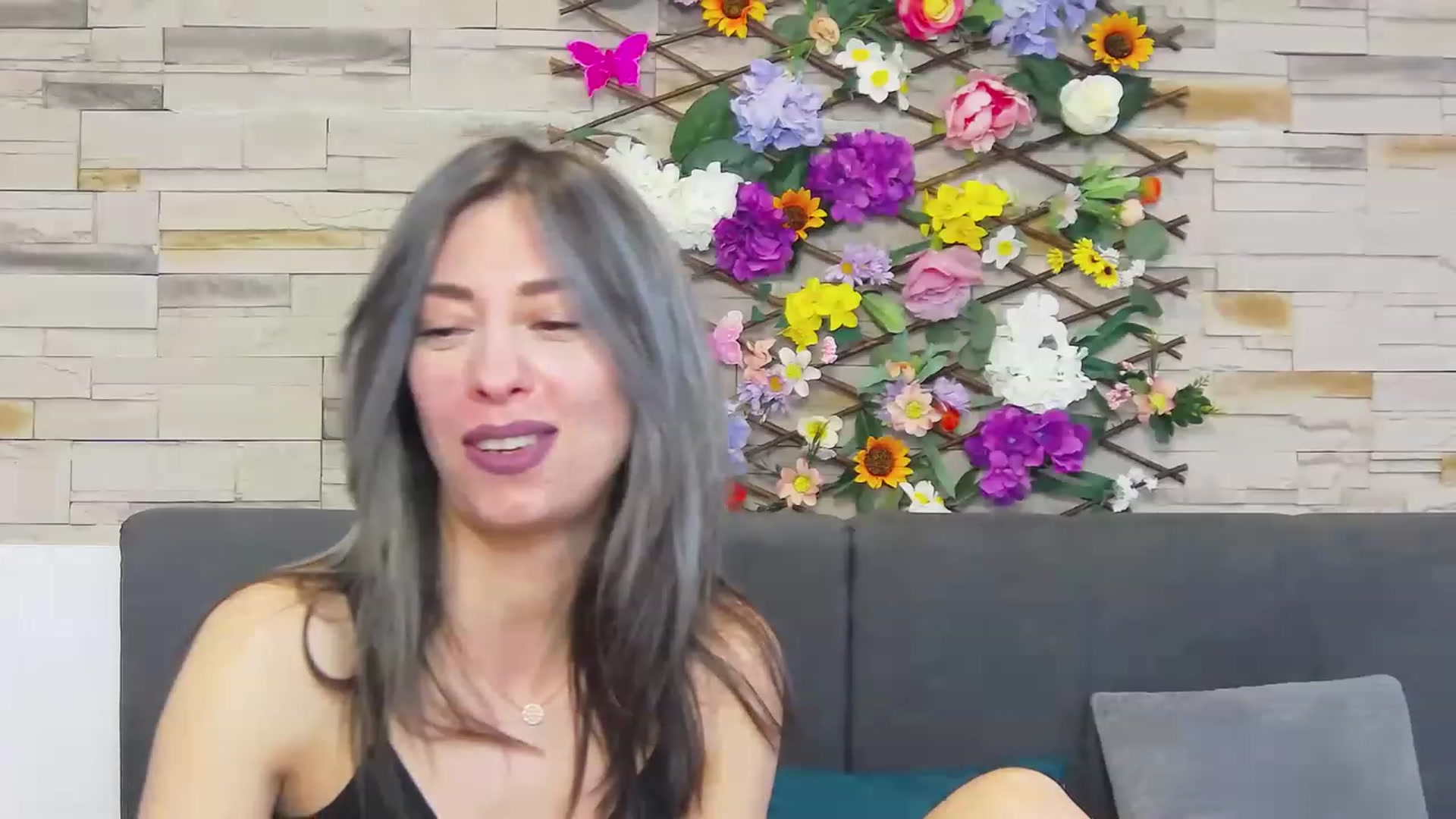 Gallery image thumbnail from PoxyVibe's myfreecams stream on, 05/16/2023, 15:17 image 5 of 20