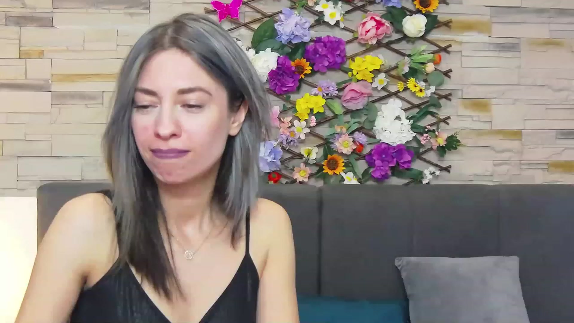 Gallery image thumbnail from PoxyVibe's myfreecams stream on, 05/16/2023, 18:50 image 6 of 20