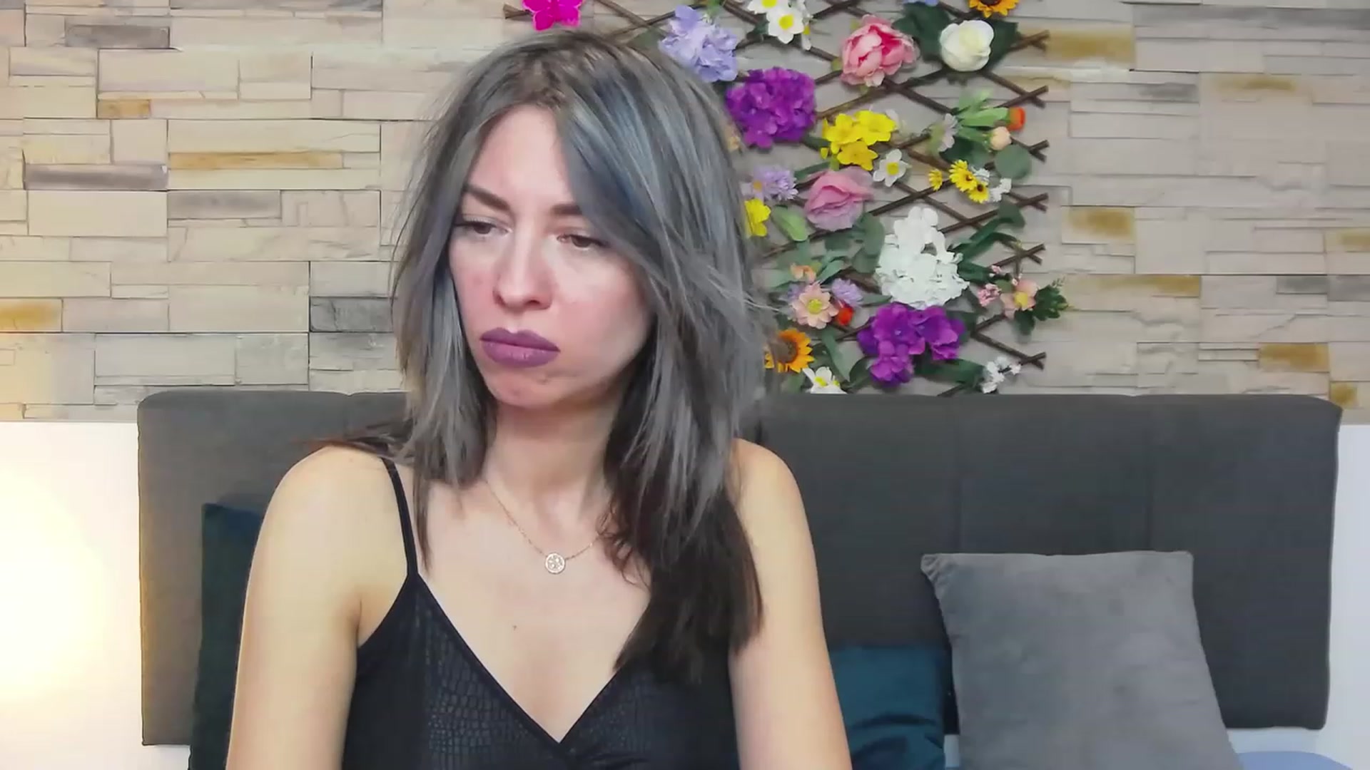 Gallery image thumbnail from PoxyVibe's myfreecams stream on, 05/16/2023, 18:50 image 13 of 20