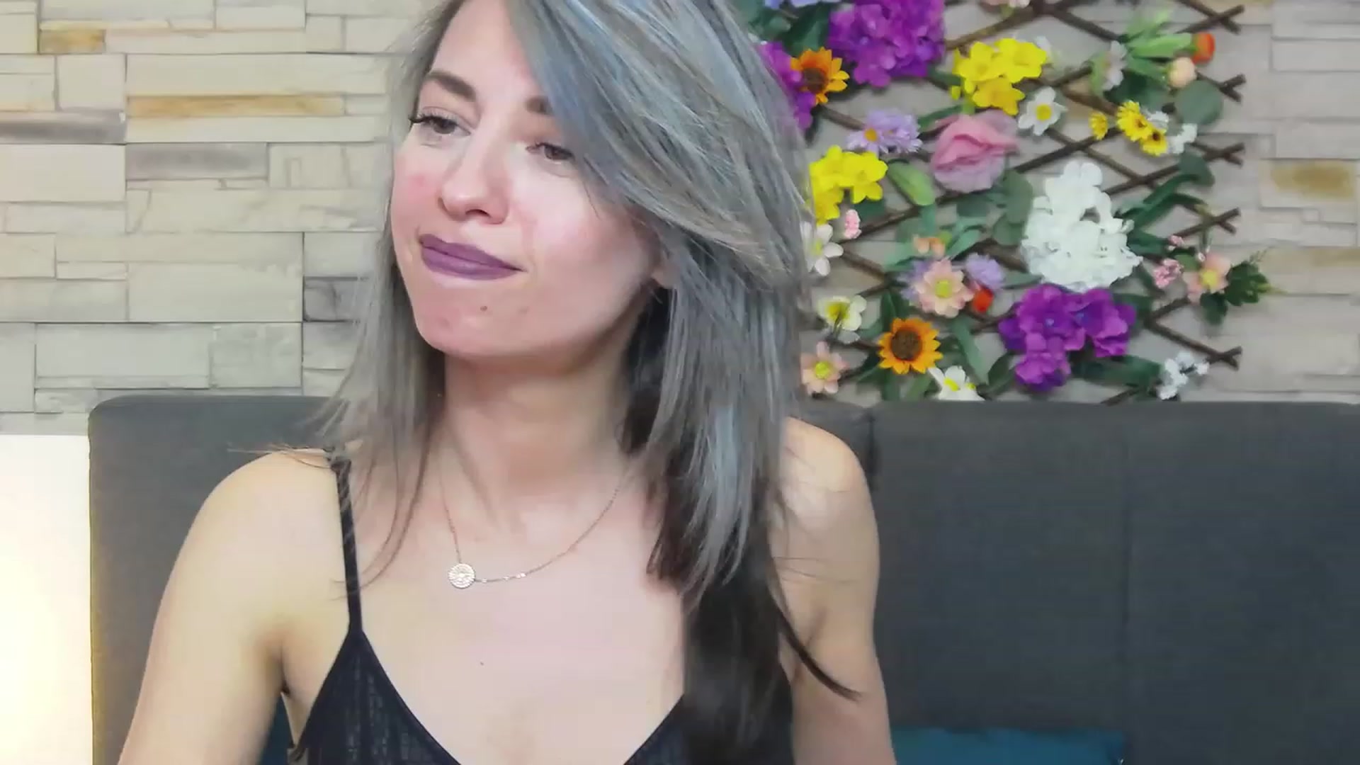 Gallery image thumbnail from PoxyVibe's myfreecams stream on, 05/16/2023, 19:37 image 11 of 20