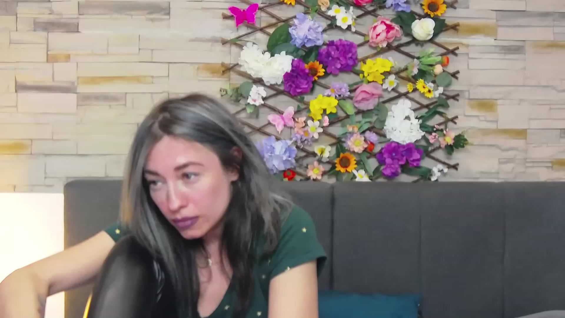 Gallery image thumbnail from PoxyVibe's myfreecams stream on, 05/16/2023, 19:37 image 15 of 20