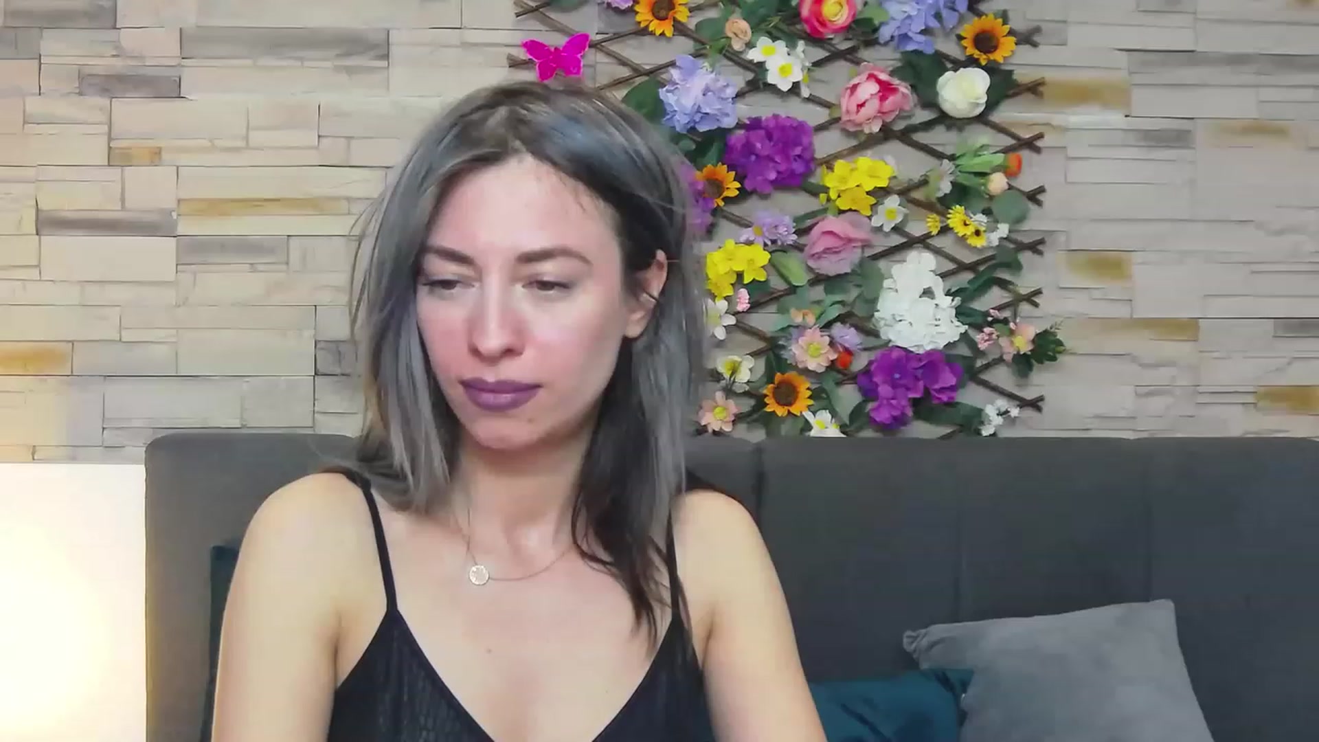 Gallery image thumbnail from PoxyVibe's myfreecams stream on, 05/16/2023, 19:37 image 4 of 20