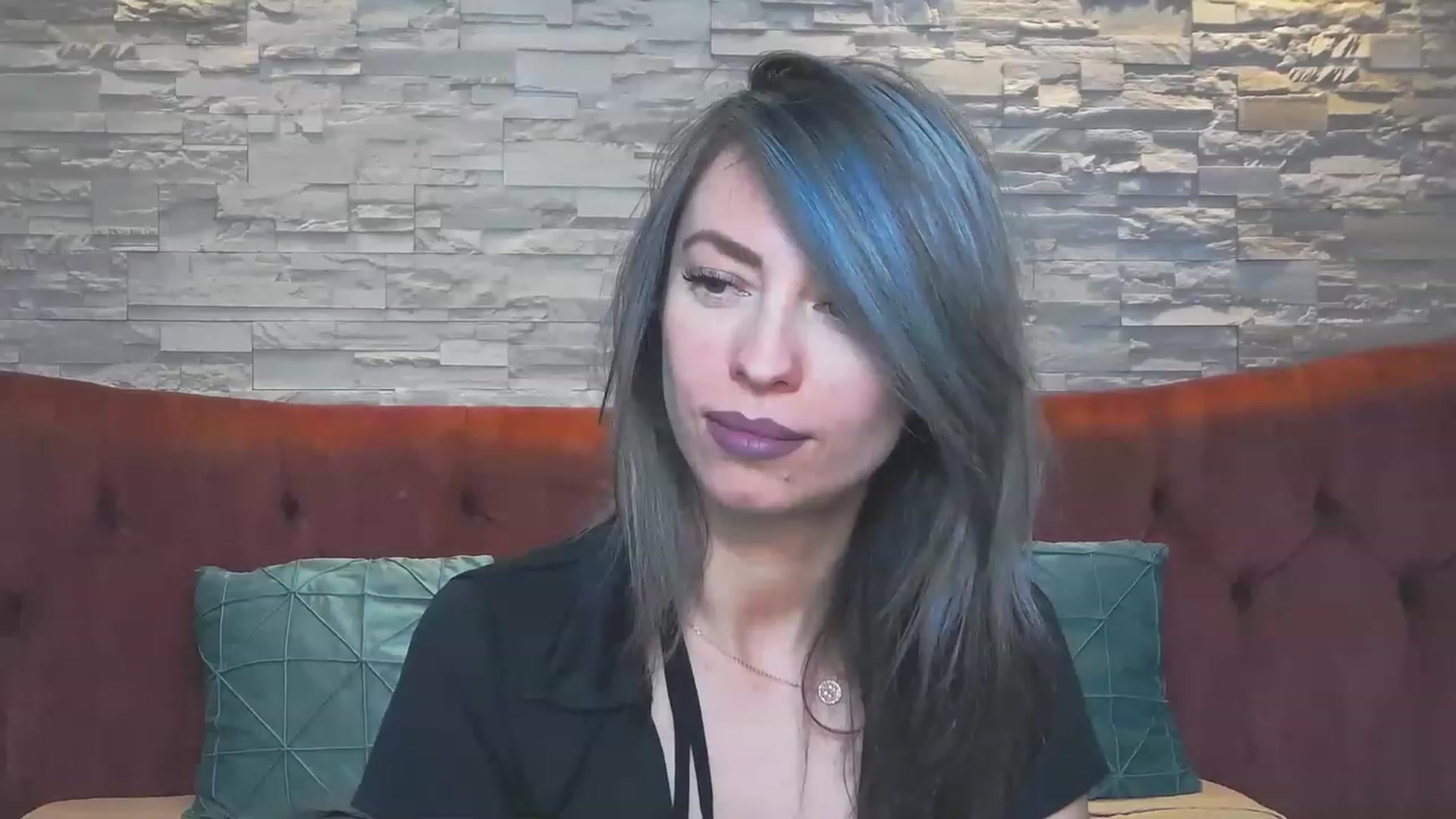 Gallery image thumbnail from PoxyVibe's myfreecams stream on, 05/17/2023, 14:32 image 16 of 20