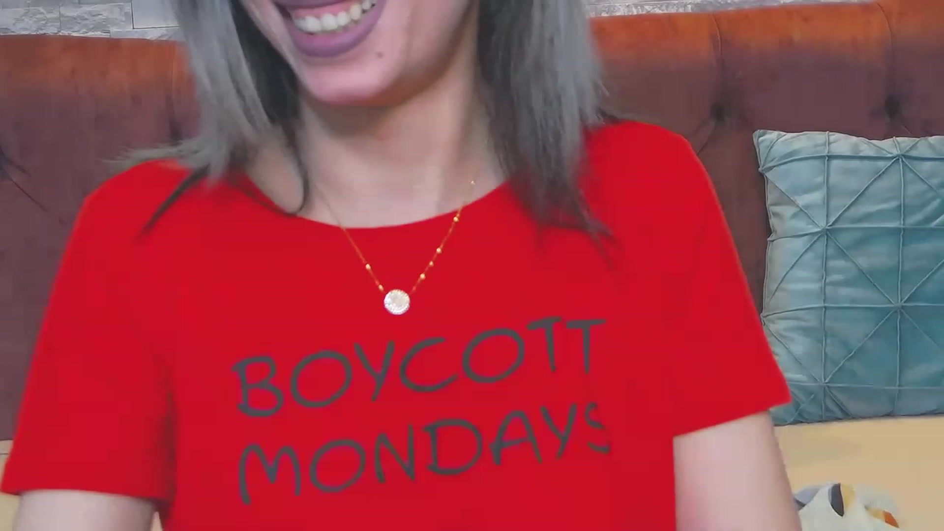 Gallery image thumbnail from PoxyVibe's myfreecams stream on, 05/22/2023, 15:16 image 11 of 20