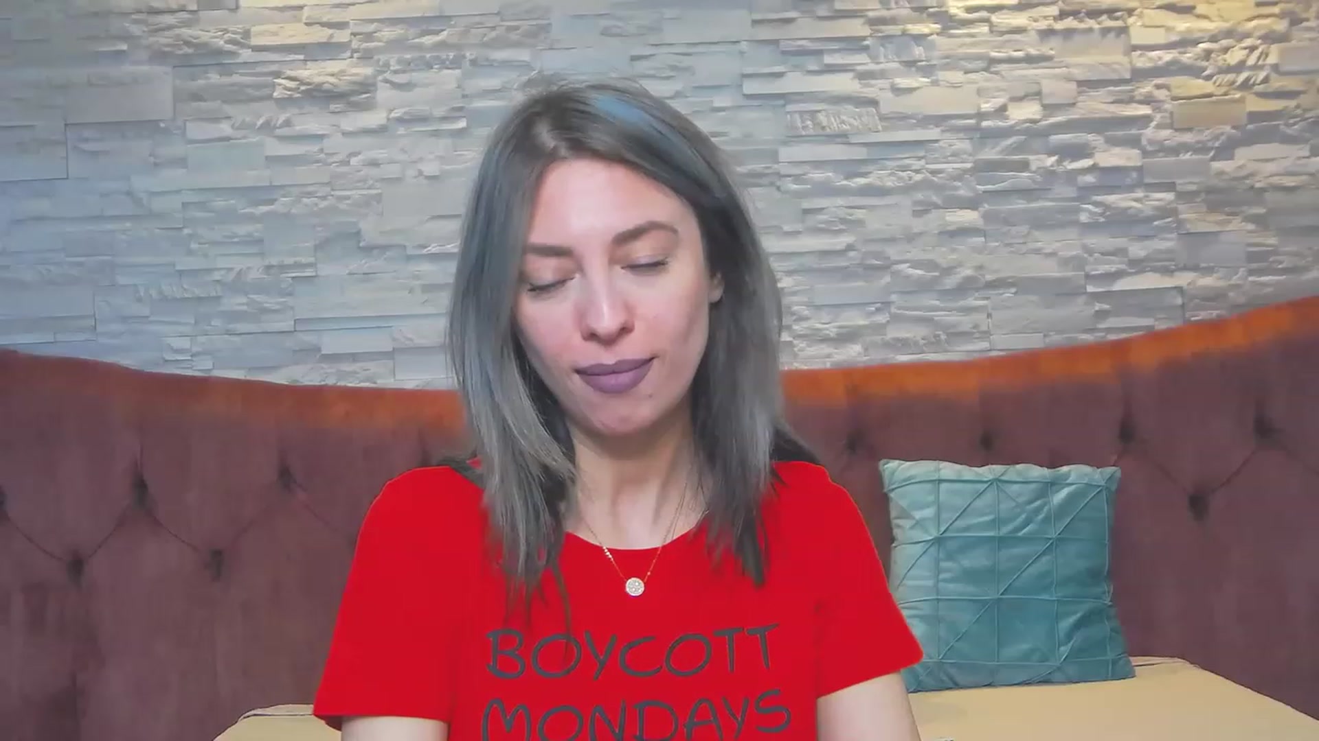 Gallery image thumbnail from PoxyVibe's myfreecams stream on, 05/22/2023, 15:16 image 7 of 20