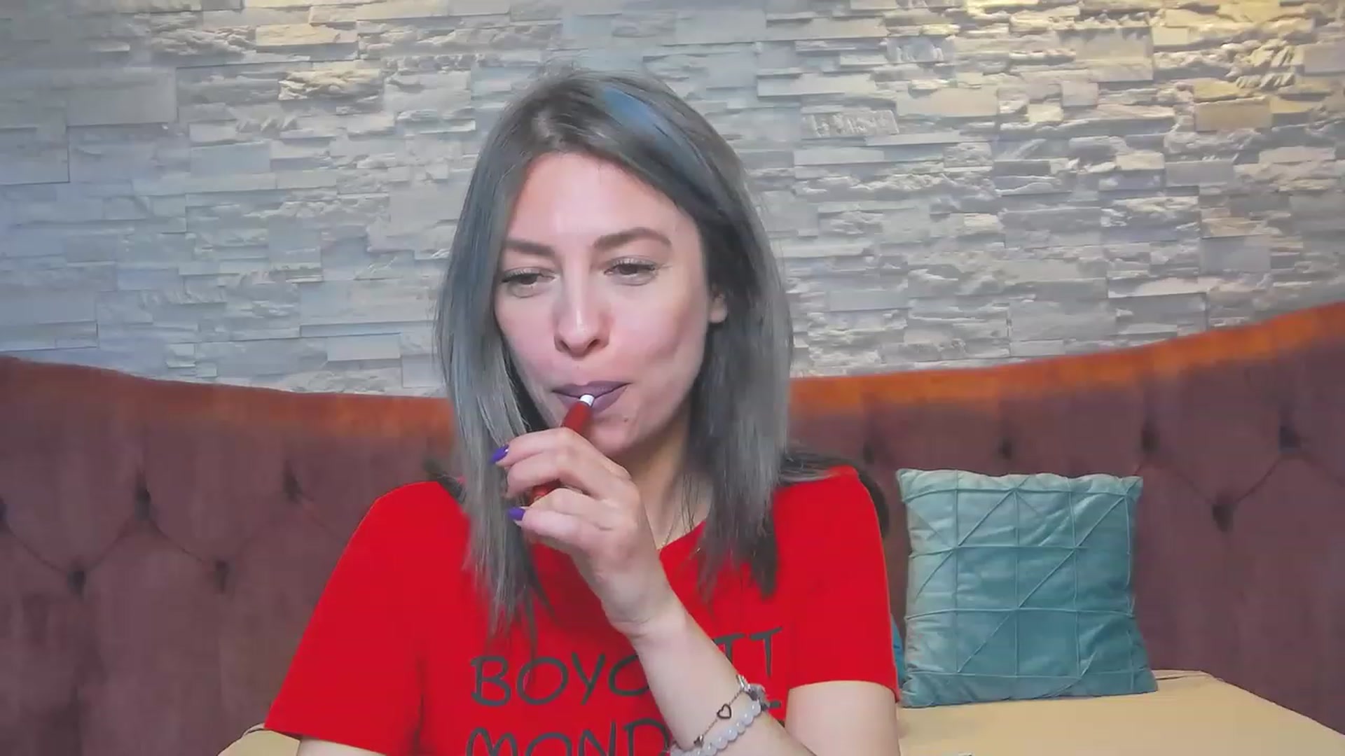 Gallery image thumbnail from PoxyVibe's myfreecams stream on, 05/22/2023, 15:16 image 8 of 20