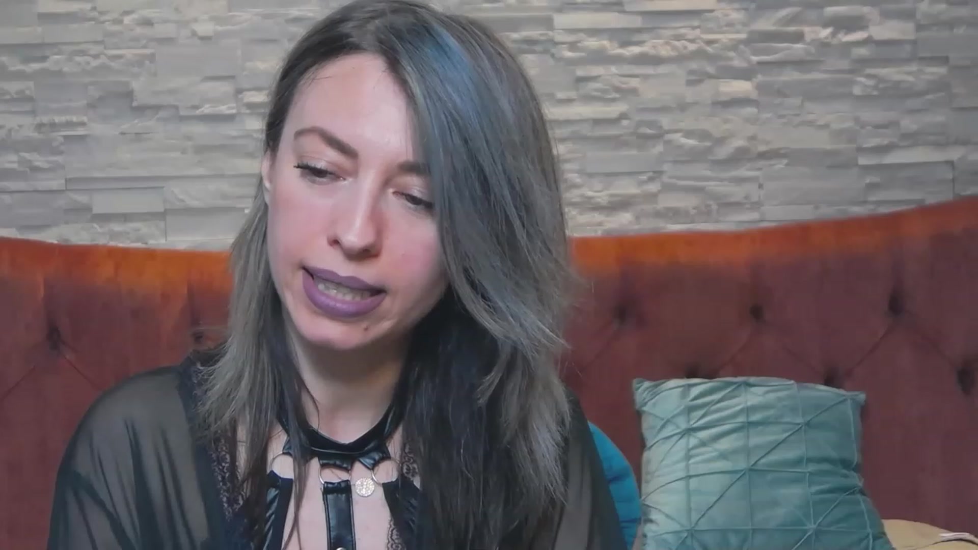 Gallery image thumbnail from PoxyVibe's myfreecams stream on, 05/27/2023, 17:18 image 16 of 20
