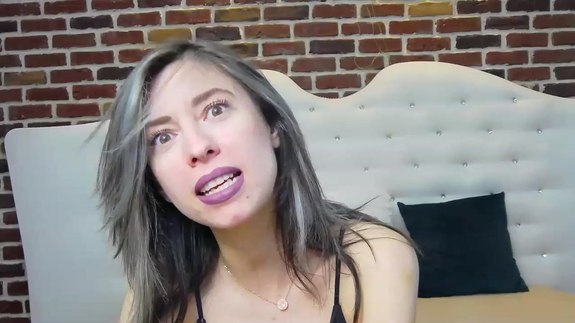 Gallery image thumbnail from PoxyVibe's myfreecams stream on, 05/29/2023, 13:58 image 4 of 20