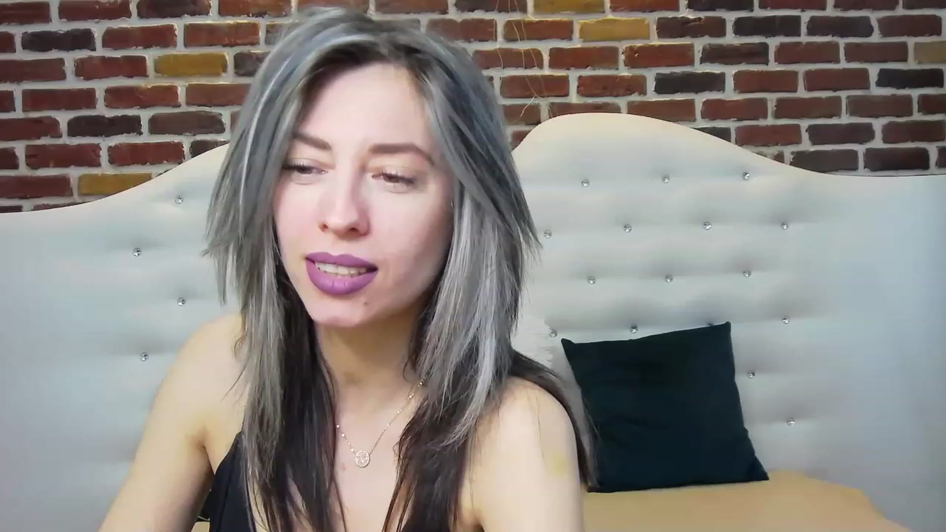 Gallery image thumbnail from PoxyVibe's myfreecams stream on, 05/29/2023, 13:58 image 8 of 20