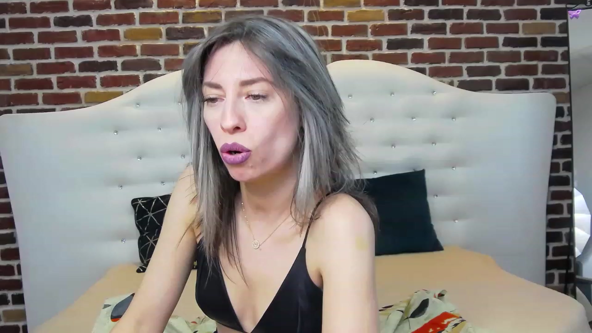 Gallery image thumbnail from PoxyVibe's myfreecams stream on, 05/29/2023, 15:06 image 8 of 20