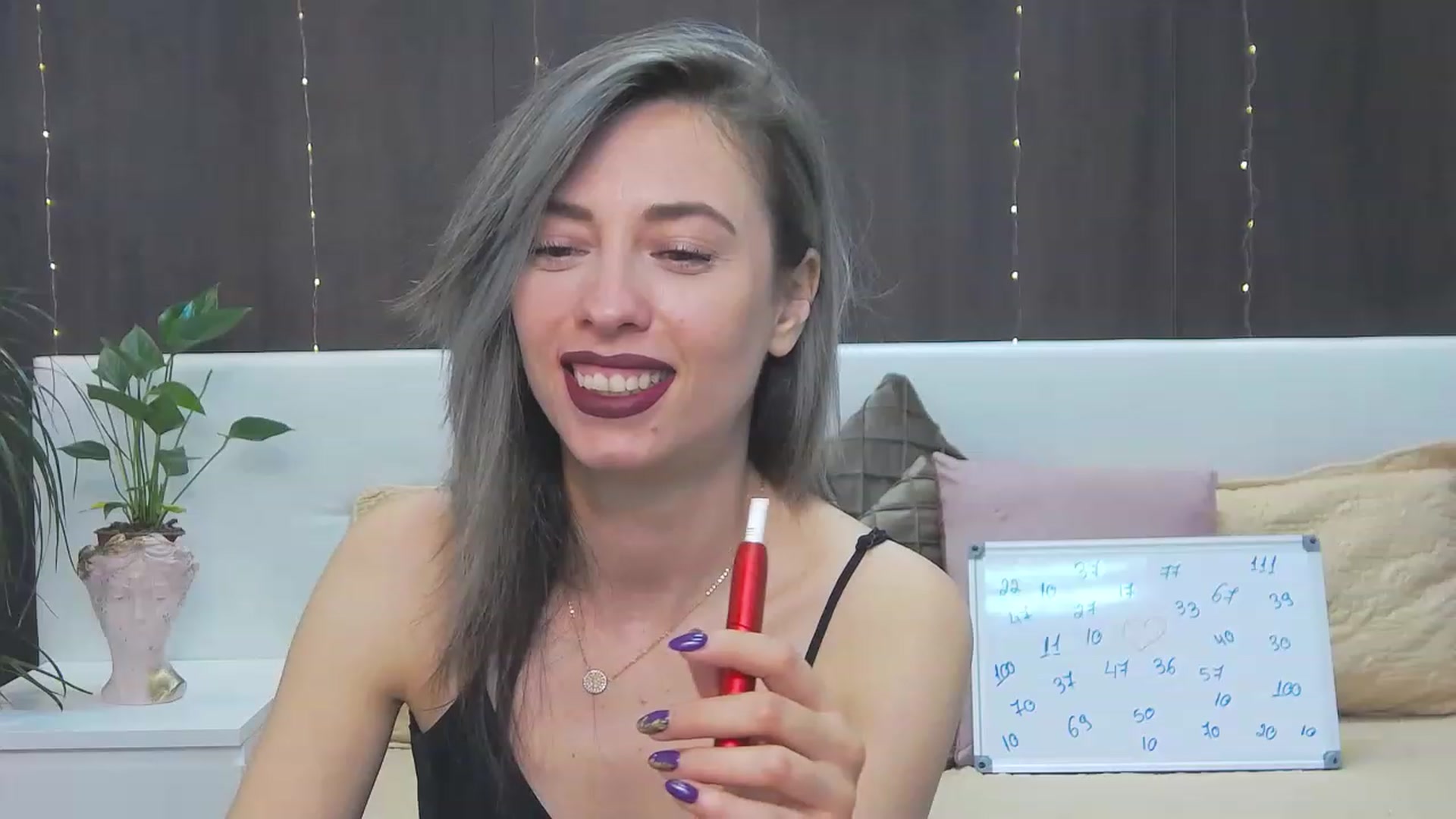 Gallery image thumbnail from PoxyVibe's myfreecams stream on, 05/31/2023, 17:34 image 5 of 20
