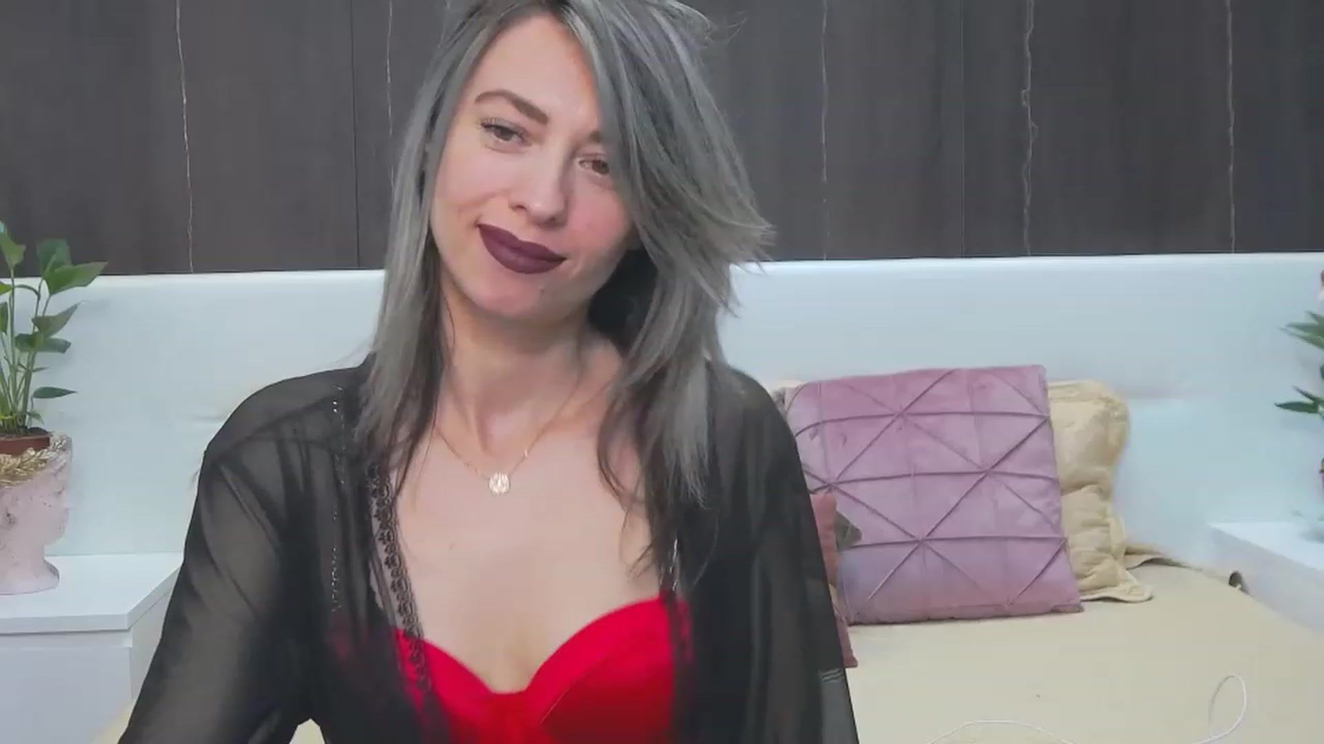 Gallery image thumbnail from PoxyVibe's myfreecams stream on, 06/01/2023, 17:00 image 14 of 20