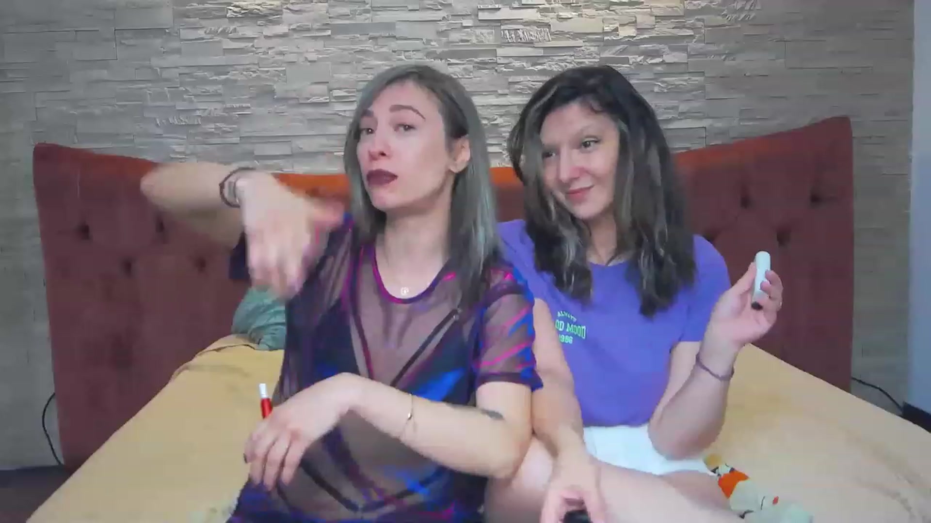 Gallery image thumbnail from PoxyVibe's myfreecams stream on, 06/07/2023, 19:37 image 10 of 20