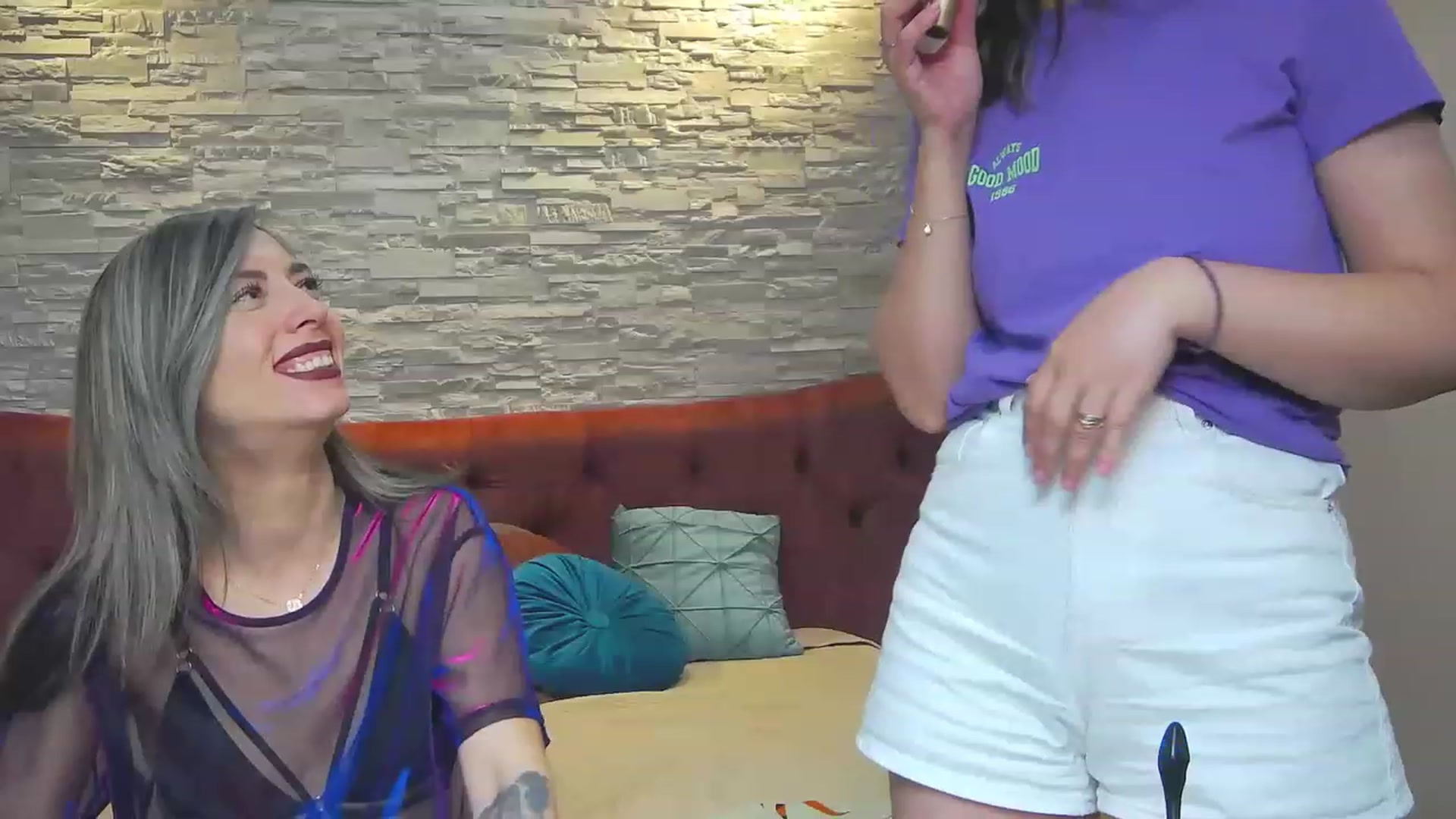 Gallery image thumbnail from PoxyVibe's myfreecams stream on, 06/07/2023, 19:37 image 6 of 20
