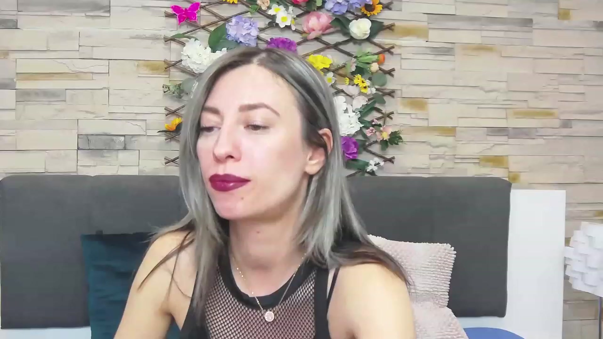 Gallery image thumbnail from PoxyVibe's myfreecams stream on, 06/12/2023, 19:30 image 4 of 20