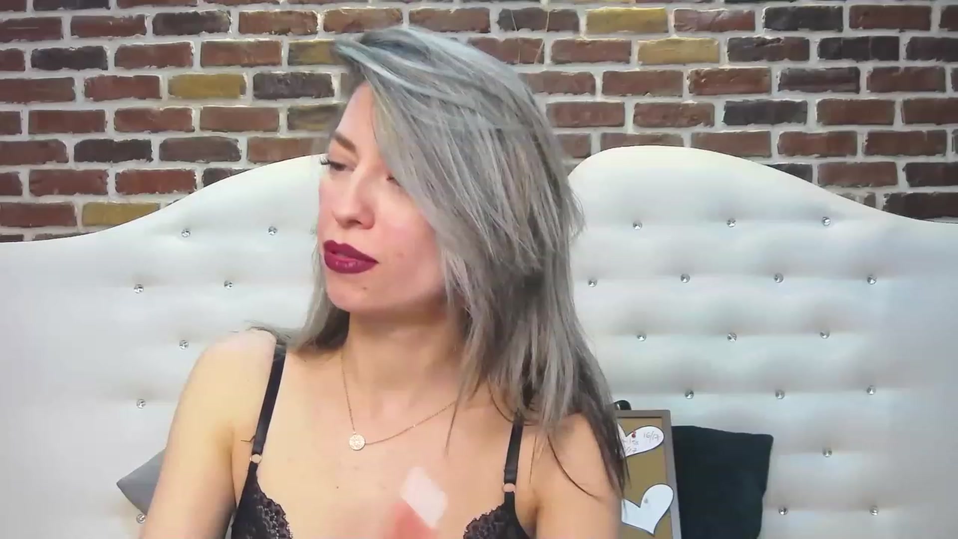 Gallery image thumbnail from PoxyVibe's myfreecams stream on, 06/15/2023, 19:13 image 5 of 20