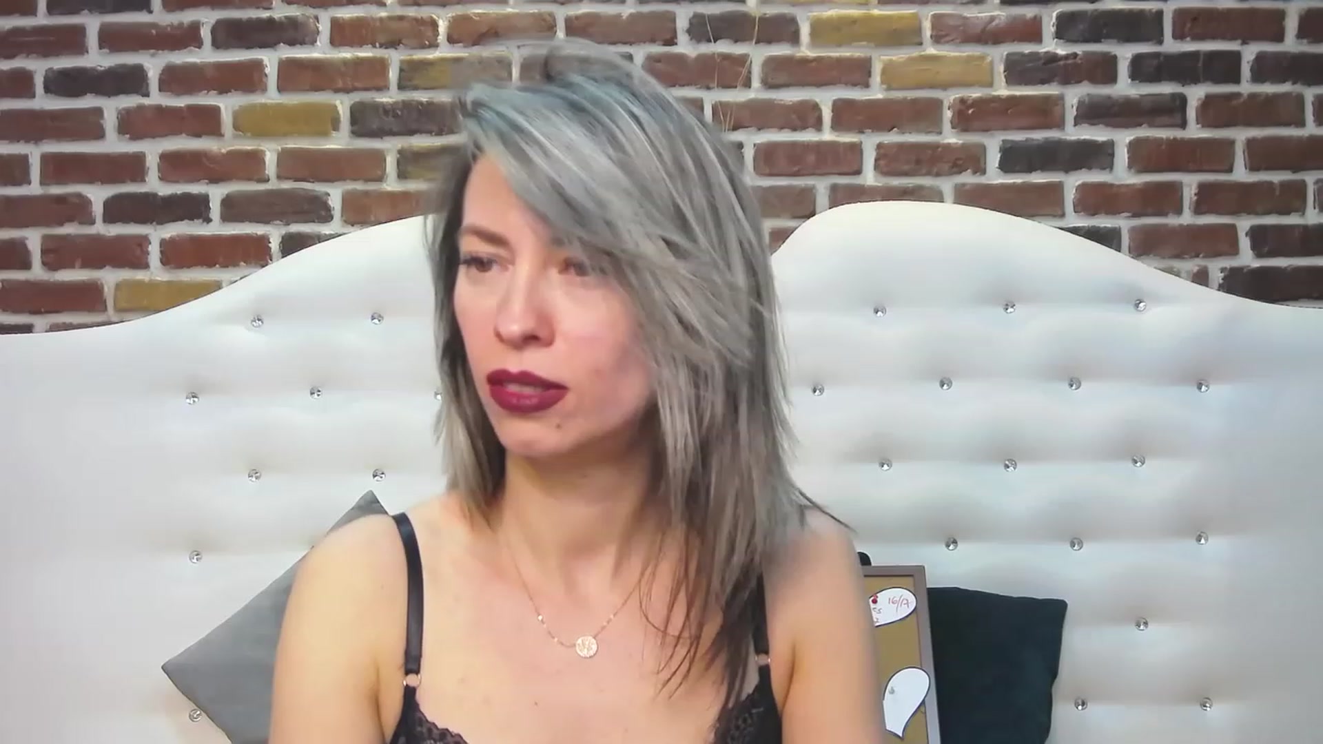 Gallery image thumbnail from PoxyVibe's myfreecams stream on, 06/15/2023, 19:13 image 19 of 20