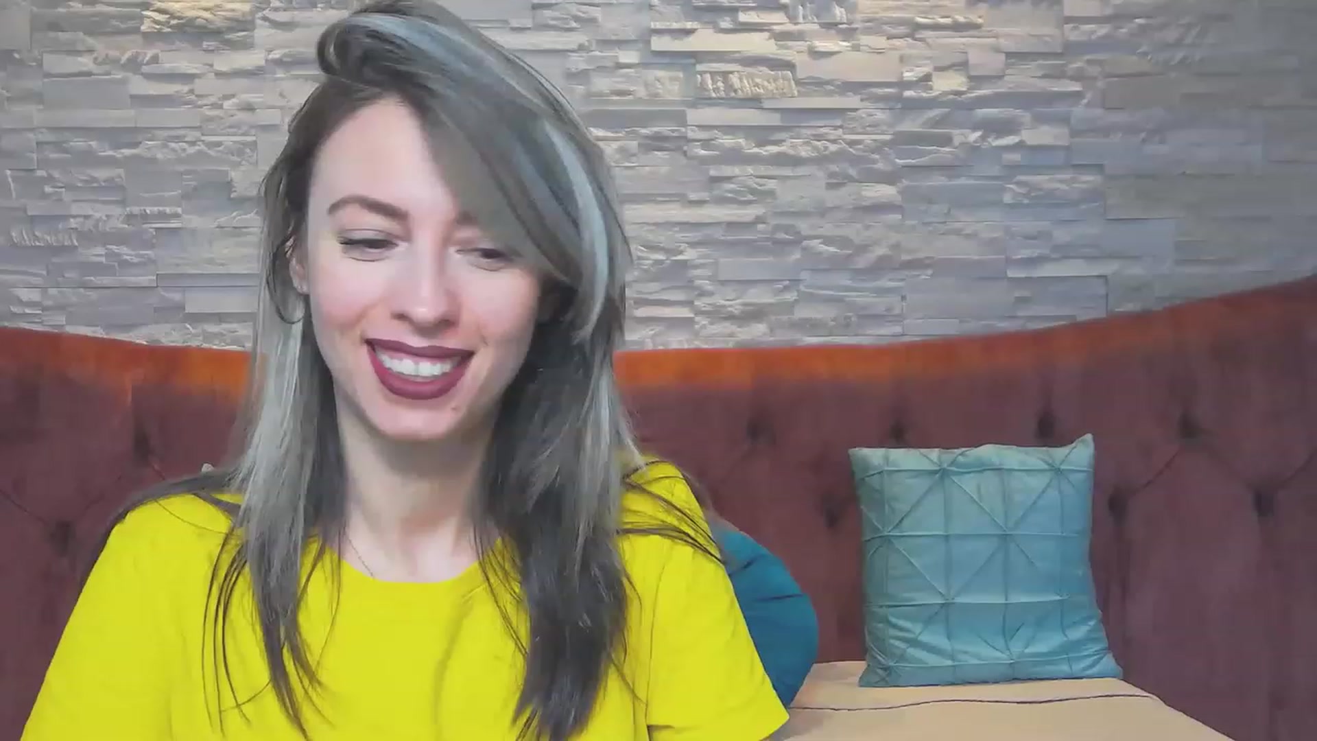Gallery image thumbnail from PoxyVibe's myfreecams stream on, 06/20/2023, 15:46 image 3 of 20