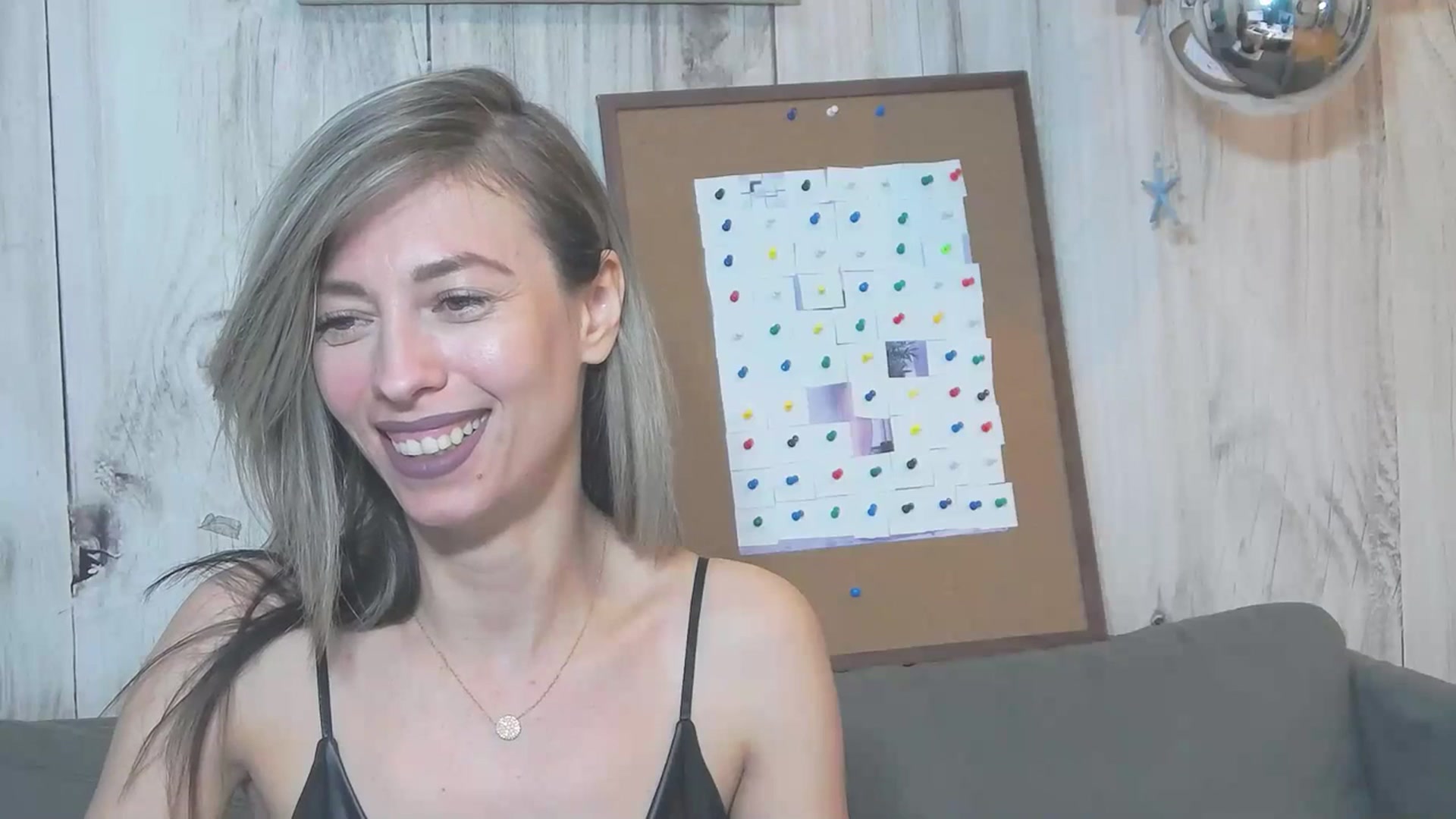 Gallery image thumbnail from PoxyVibe's myfreecams stream on, 07/17/2023, 17:59 image 18 of 20