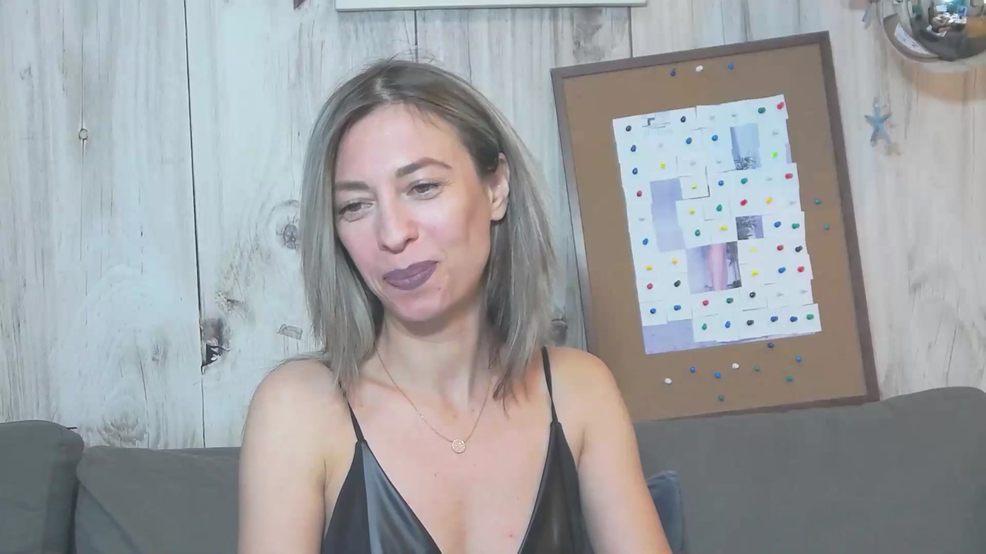 Gallery image thumbnail from PoxyVibe's myfreecams stream on, 07/17/2023, 19:24 image 10 of 20