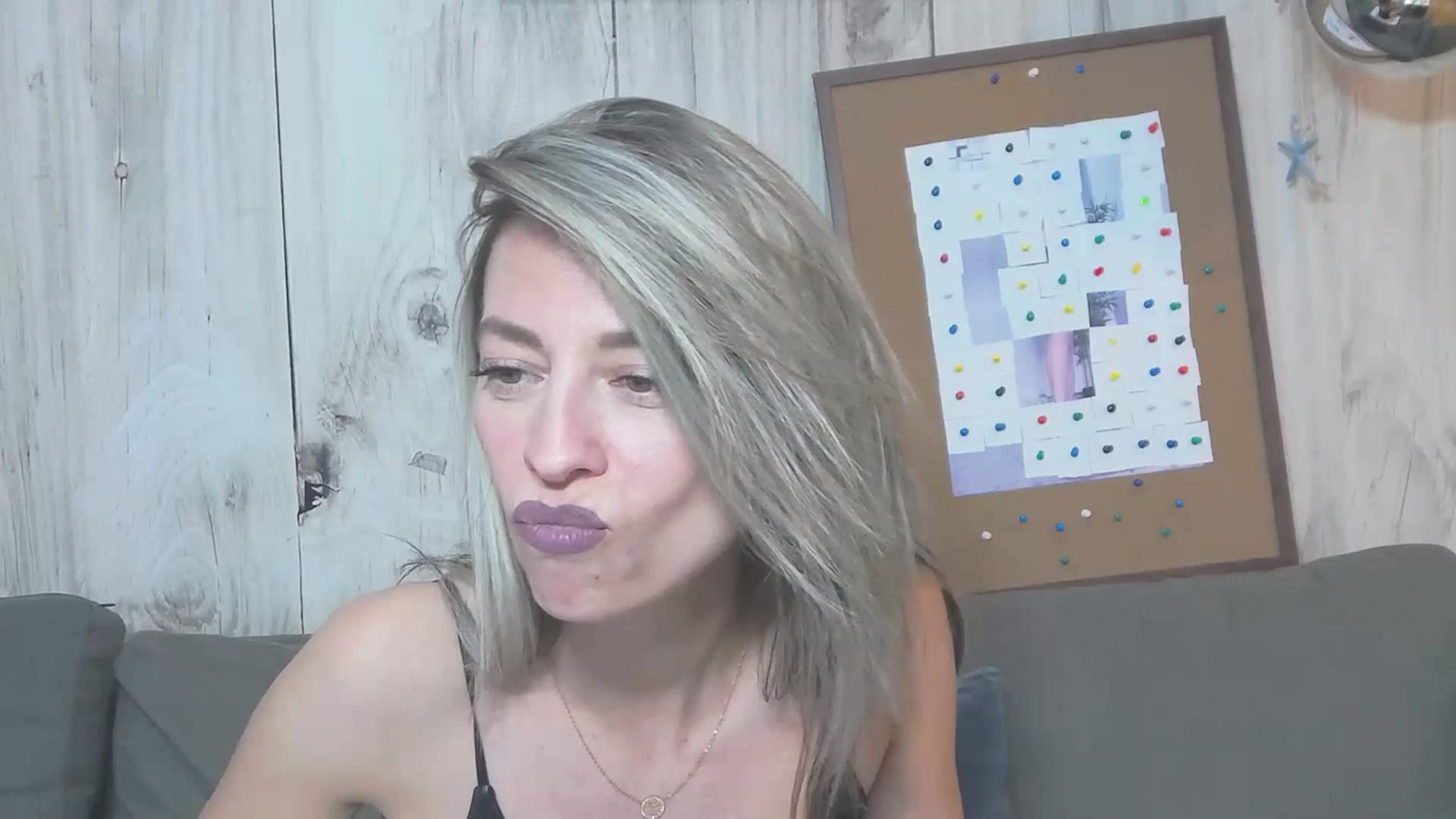 Gallery image thumbnail from PoxyVibe's myfreecams stream on, 07/17/2023, 19:24 image 14 of 20