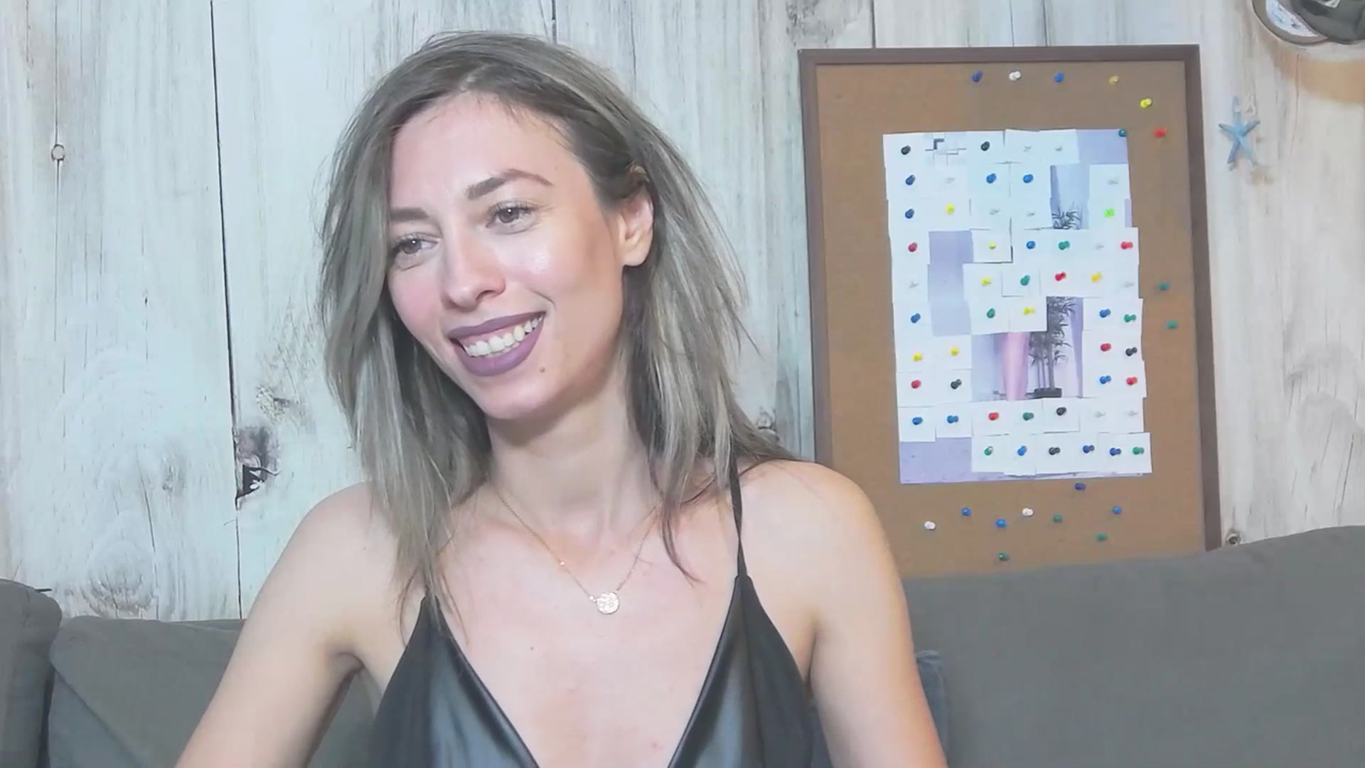 Gallery image thumbnail from PoxyVibe's myfreecams stream on, 07/17/2023, 19:24 image 17 of 20