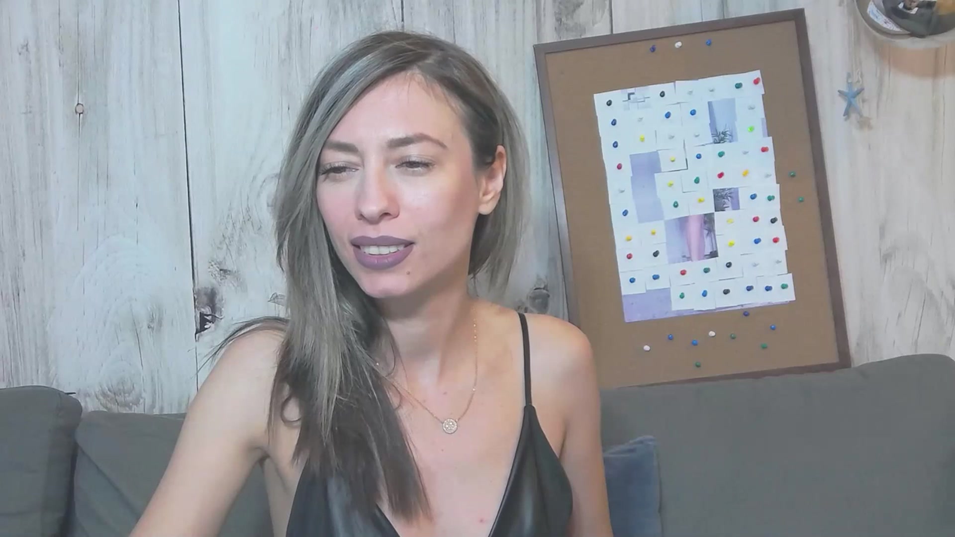Gallery image thumbnail from PoxyVibe's myfreecams stream on, 07/17/2023, 19:24 image 5 of 20