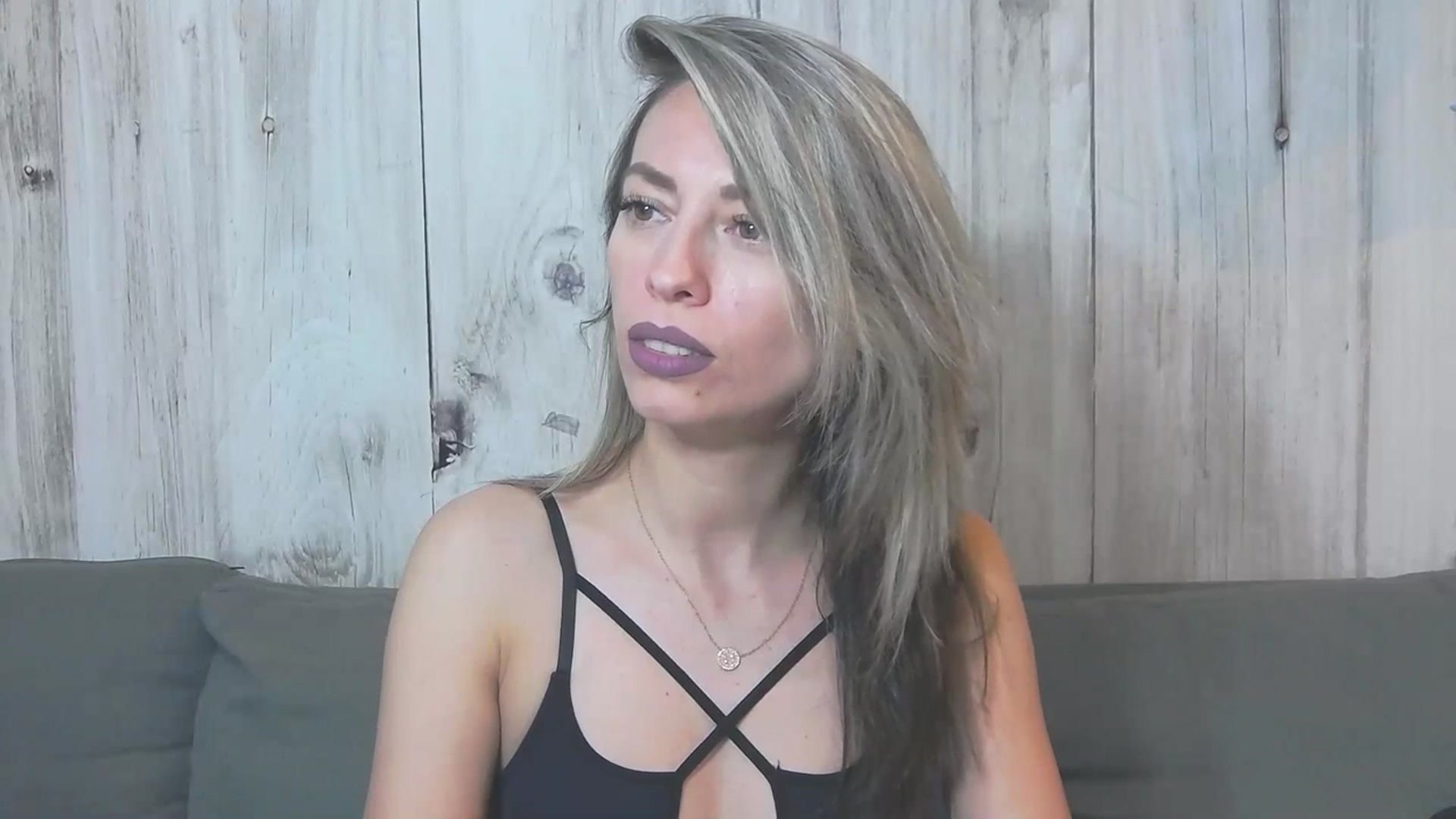 Gallery image thumbnail from PoxyVibe's myfreecams stream on, 07/20/2023, 17:39 image 6 of 20
