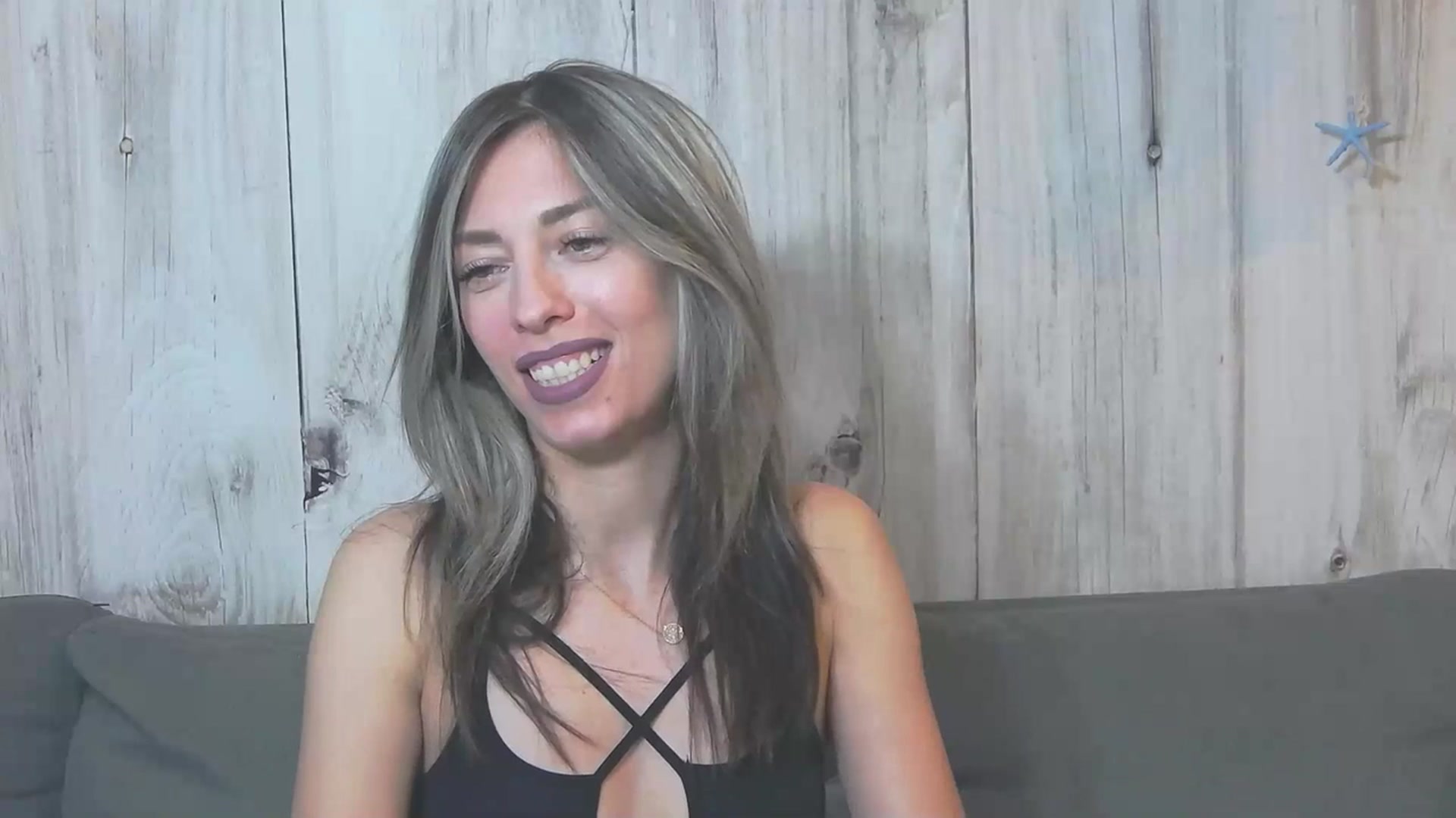 Gallery image thumbnail from PoxyVibe's myfreecams stream on, 07/20/2023, 18:38 image 17 of 20