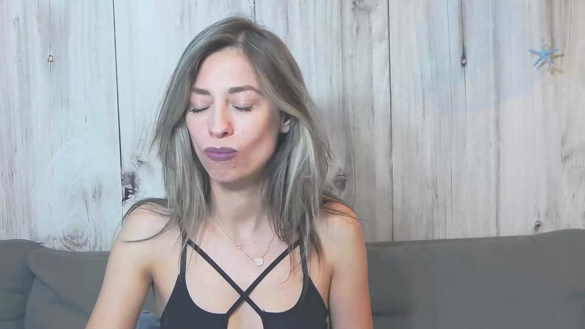 Gallery image thumbnail from PoxyVibe's myfreecams stream on, 07/20/2023, 18:38 image 11 of 20