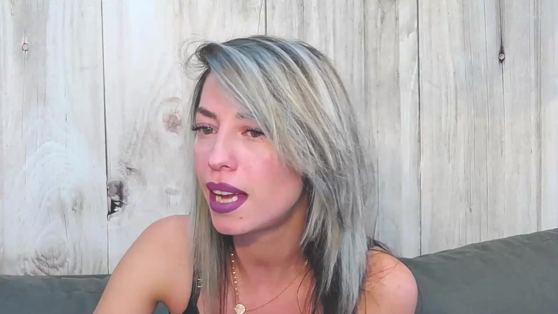Gallery image thumbnail from PoxyVibe's myfreecams stream on, 10/04/2023, 15:25 image 7 of 20