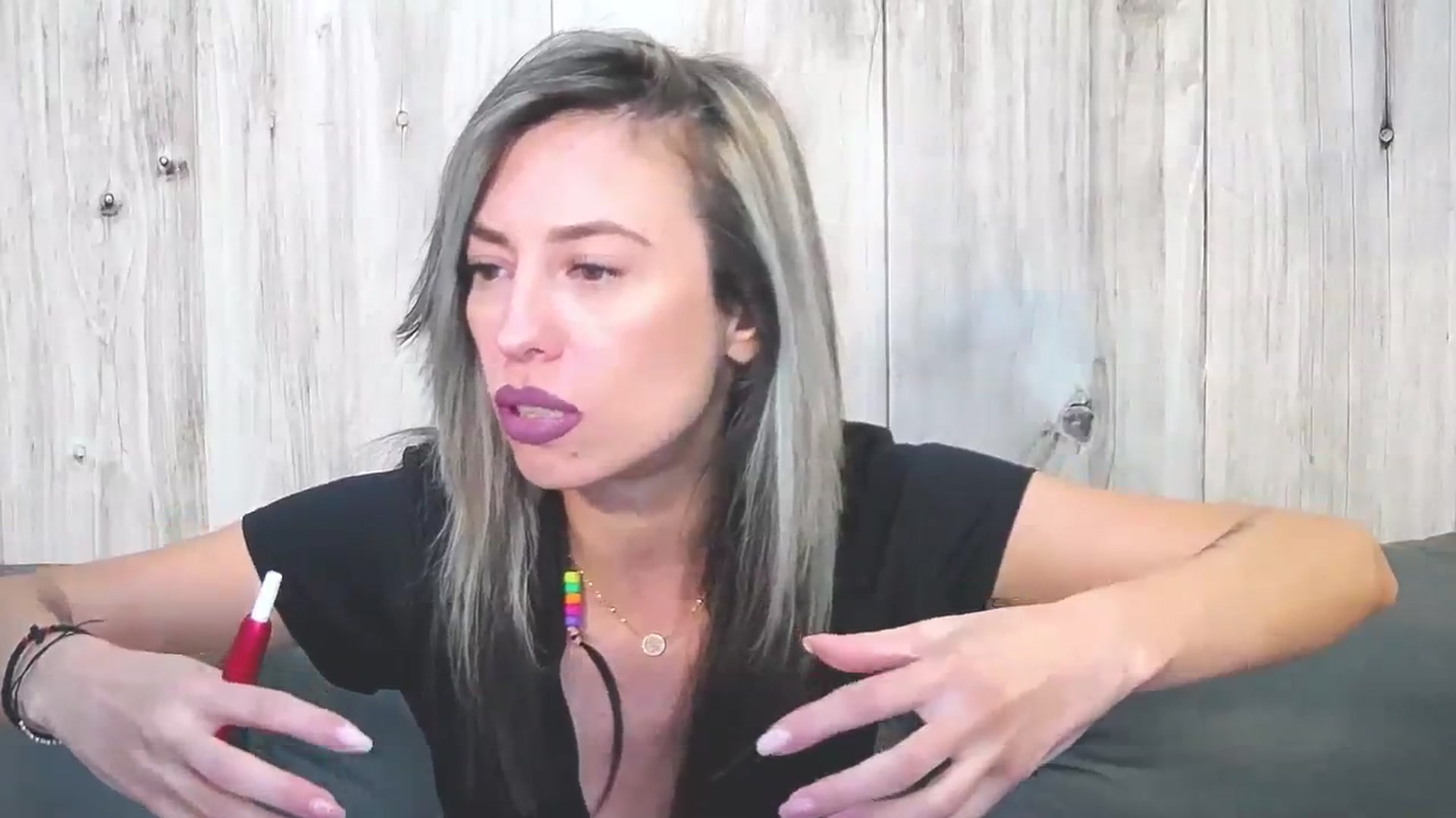 Gallery image thumbnail from PoxyVibe's myfreecams stream on, 10/04/2023, 19:26 image 4 of 20