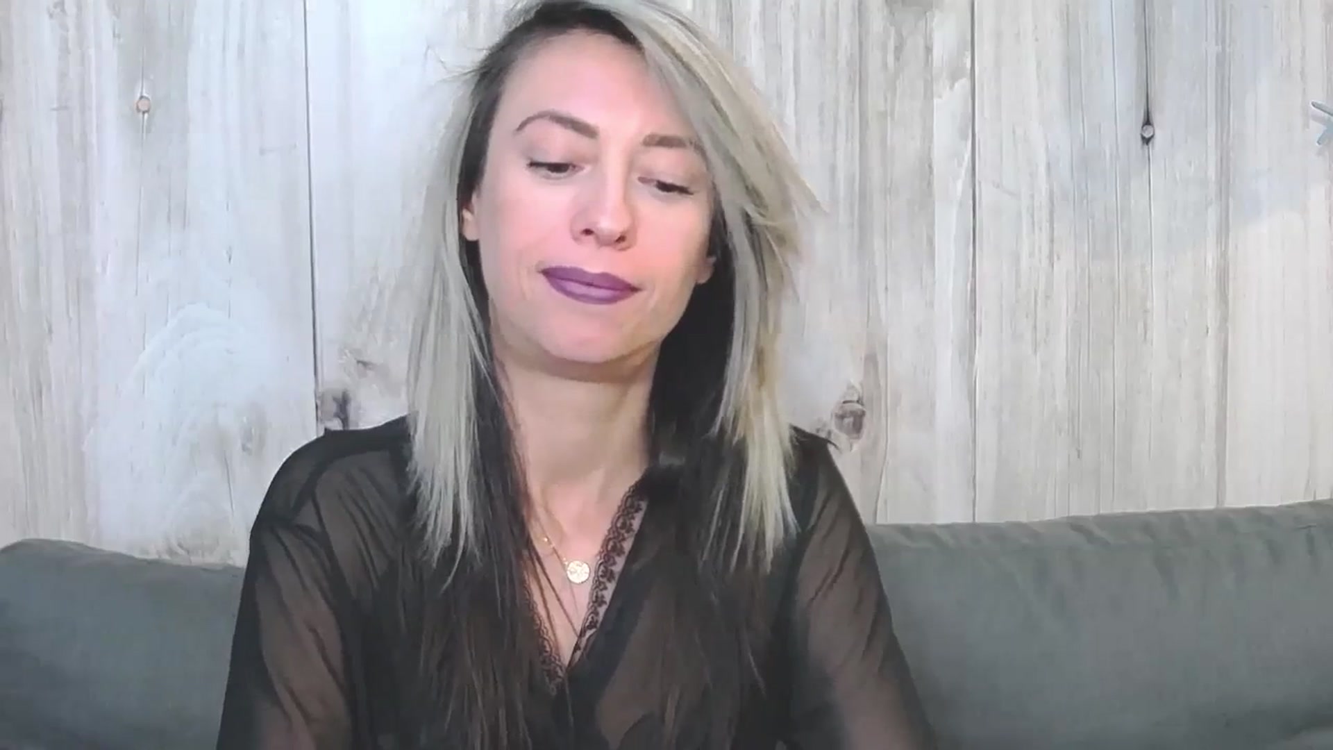 Gallery image thumbnail from PoxyVibe's myfreecams stream on, 10/09/2023, 16:22 image 18 of 20