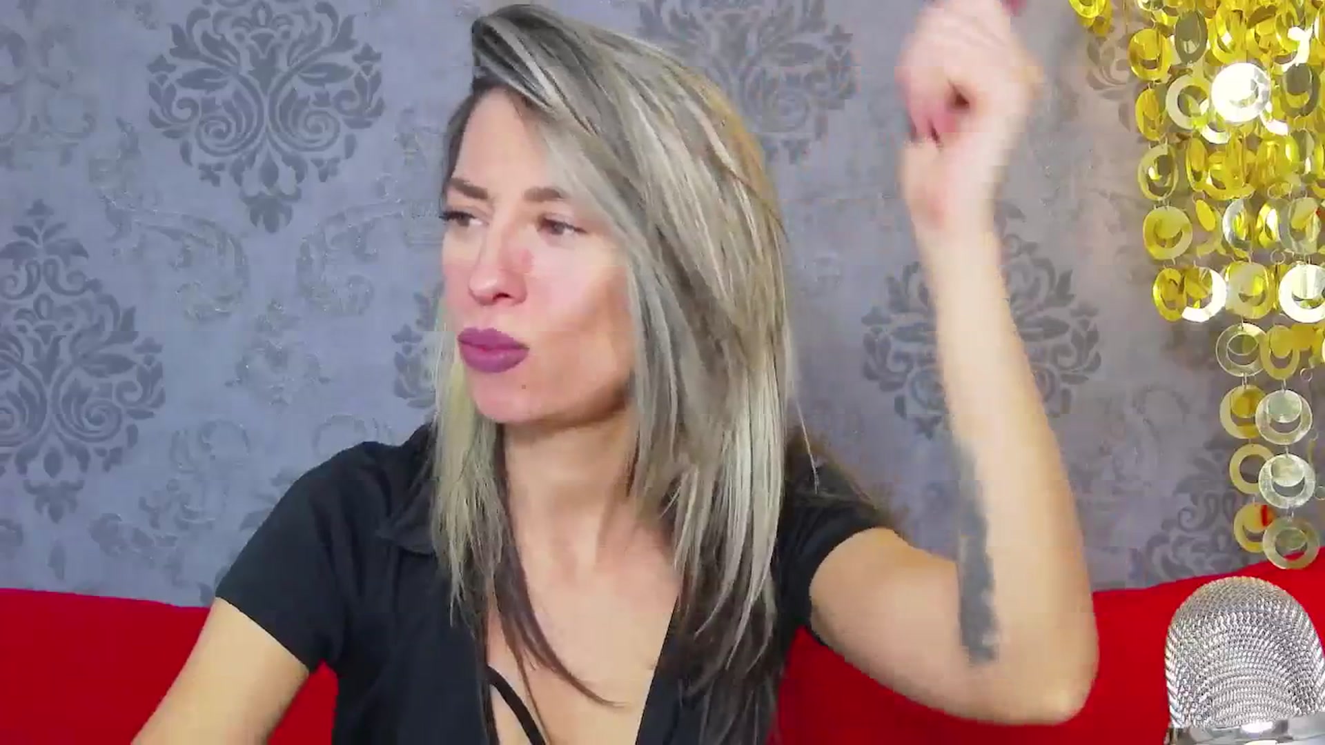 Gallery image thumbnail from PoxyVibe's myfreecams stream on, 12/13/2023, 17:03 image 19 of 20