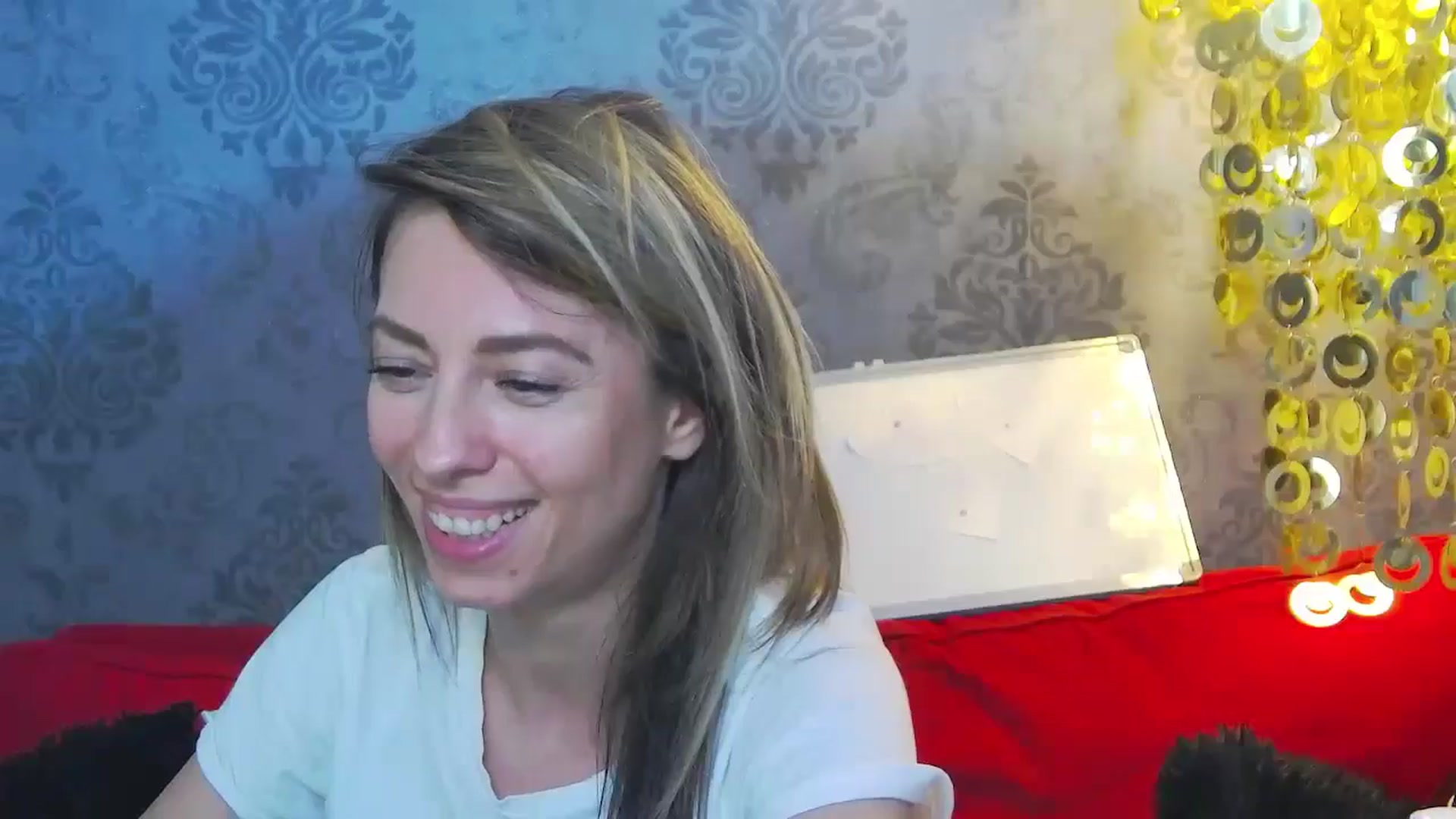 Gallery image thumbnail from PoxyVibe's myfreecams stream on, 06/01/2024, 18:27 image 18 of 20