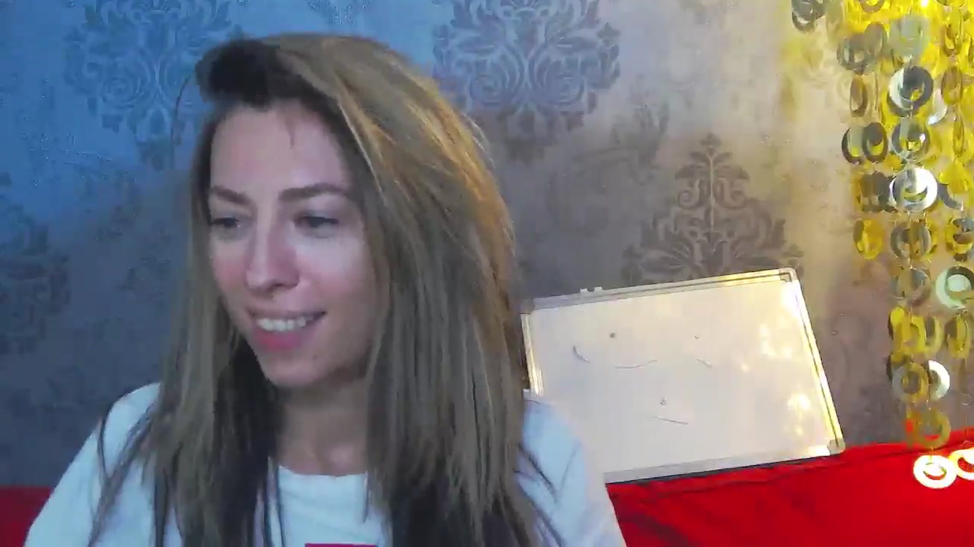 Gallery image thumbnail from PoxyVibe's myfreecams stream on, 06/01/2024, 18:27 image 13 of 20
