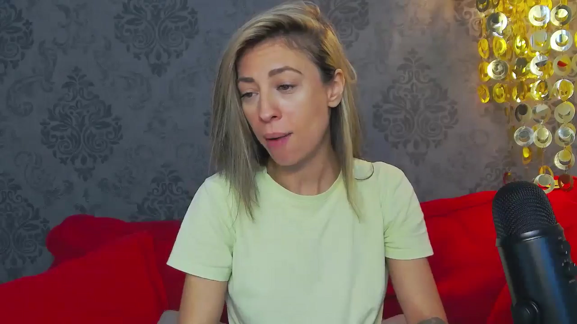 Gallery image thumbnail from PoxyVibe's myfreecams stream on, 07/17/2024, 15:40 image 2 of 20