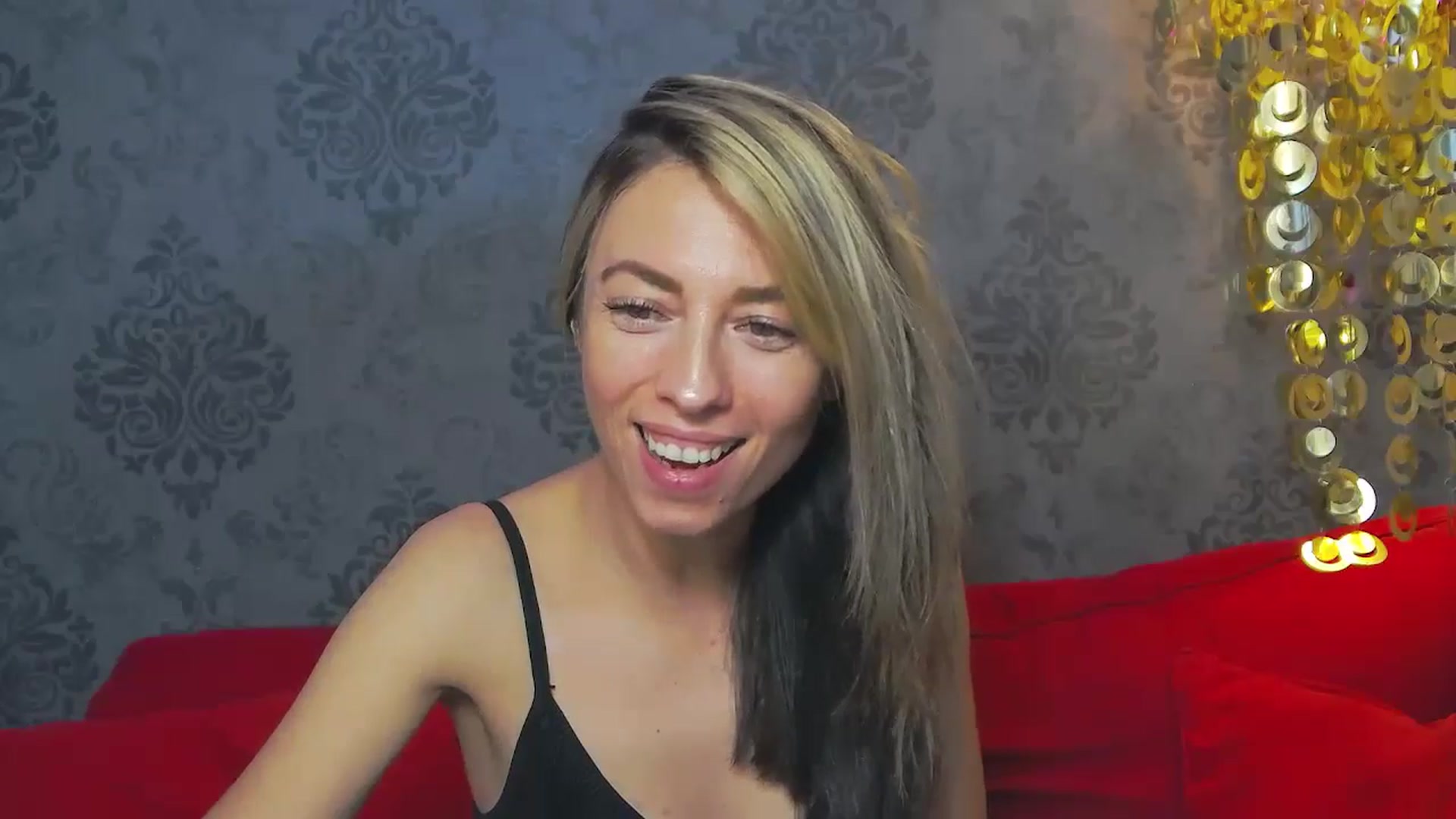 Gallery image thumbnail from PoxyVibe's myfreecams stream on, 08/13/2024, 15:15 image 15 of 20