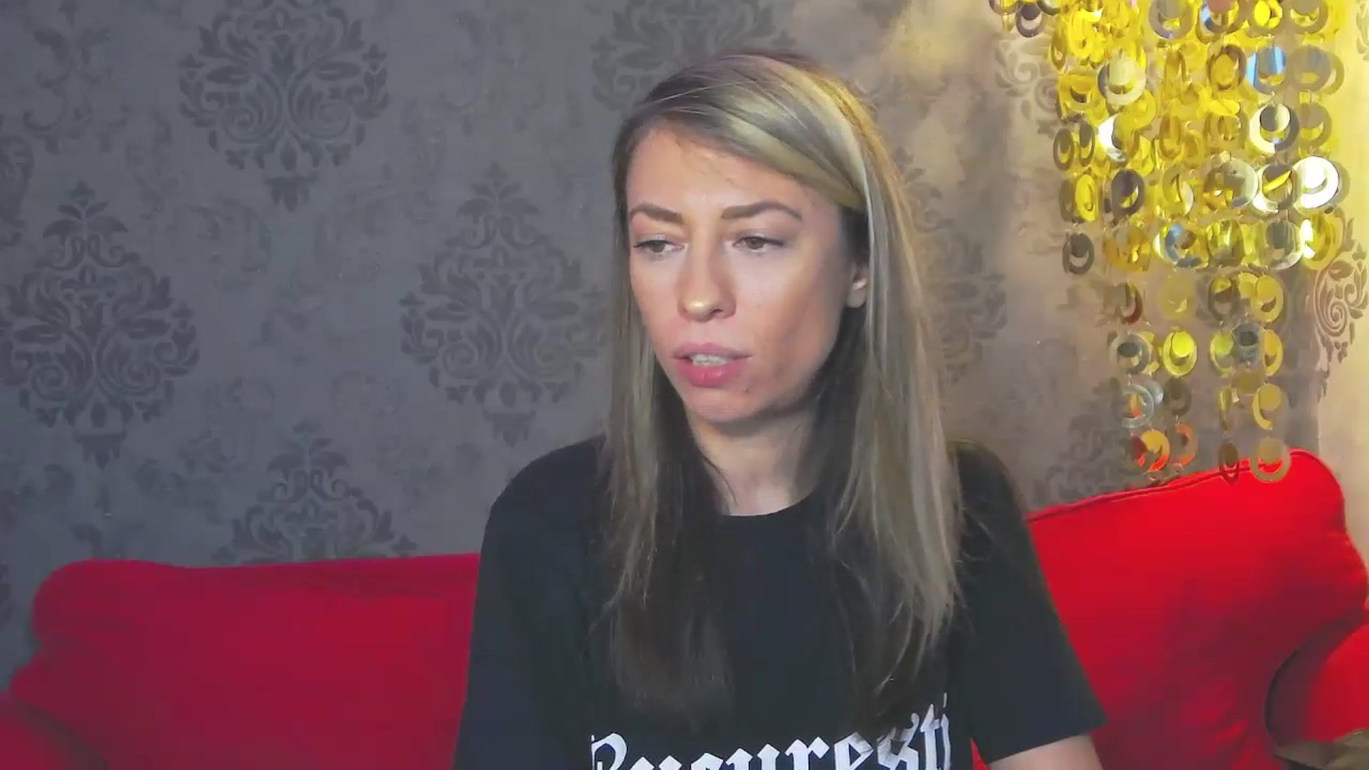 Gallery image thumbnail from PoxyVibe's myfreecams stream on, 10/14/2024, 15:37 image 6 of 20