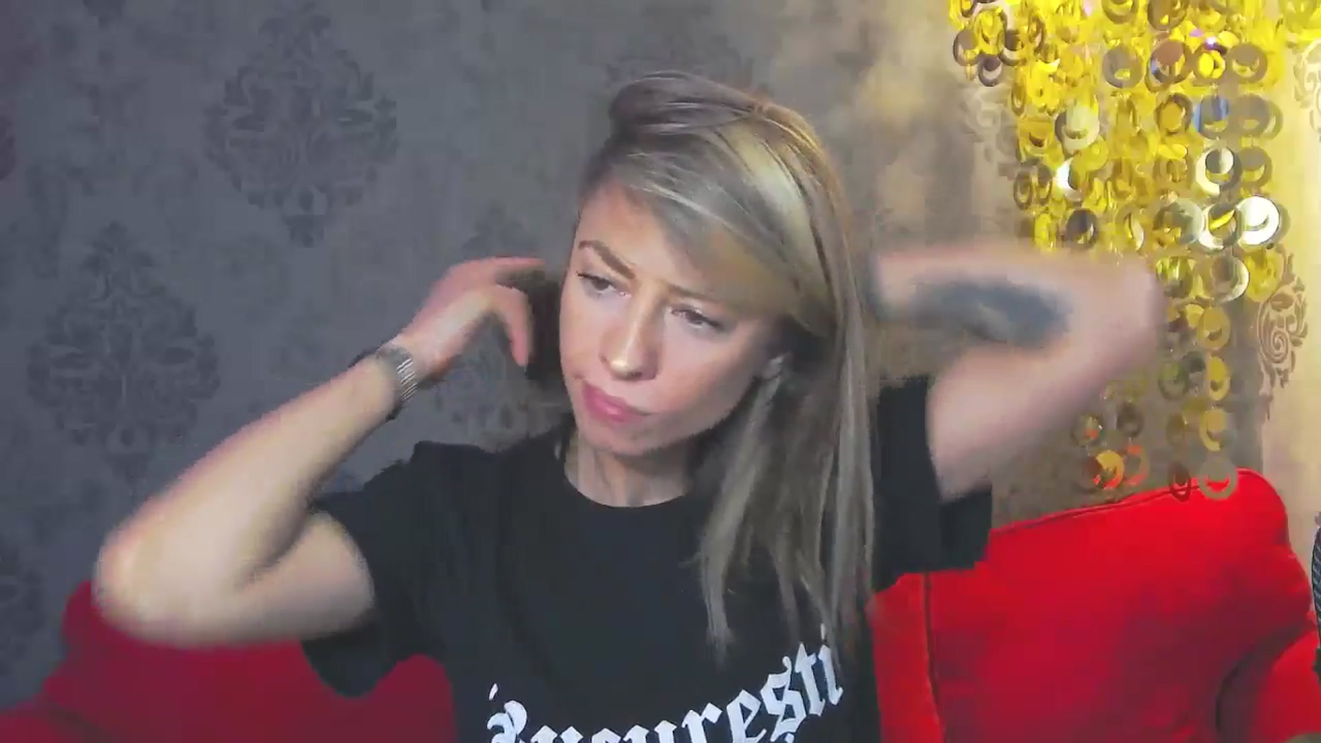 Gallery image thumbnail from PoxyVibe's myfreecams stream on, 10/14/2024, 15:37 image 14 of 20