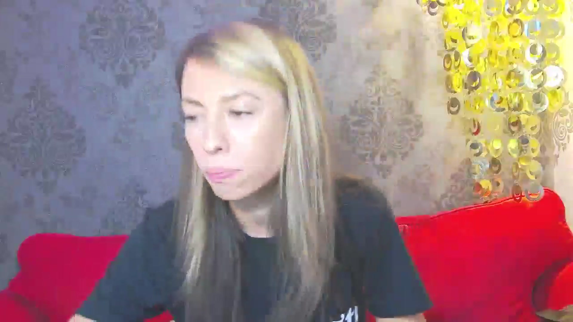 Gallery image thumbnail from PoxyVibe's myfreecams stream on, 10/14/2024, 15:37 image 8 of 20
