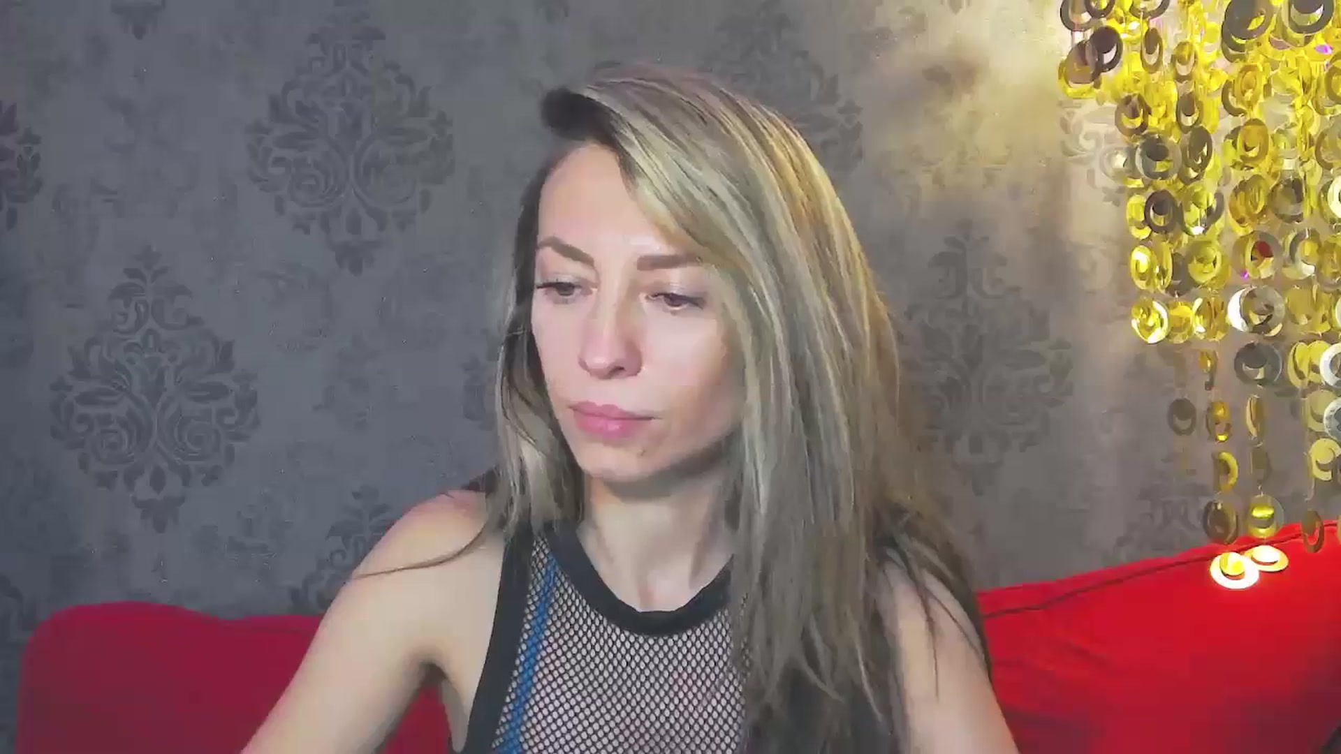 Gallery image thumbnail from PoxyVibe's myfreecams stream on, 10/15/2024, 19:32 image 15 of 20