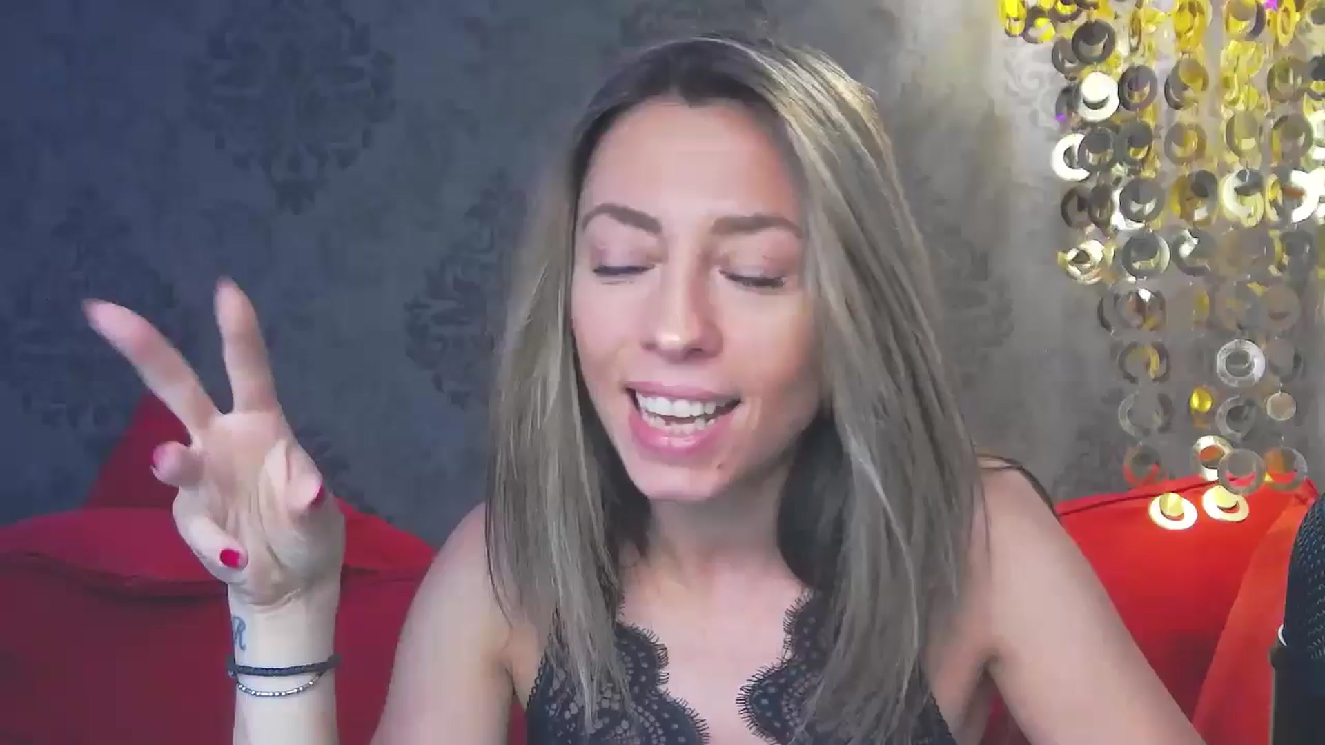 Gallery image thumbnail from PoxyVibe's myfreecams stream on, 10/16/2024, 15:40 image 20 of 20