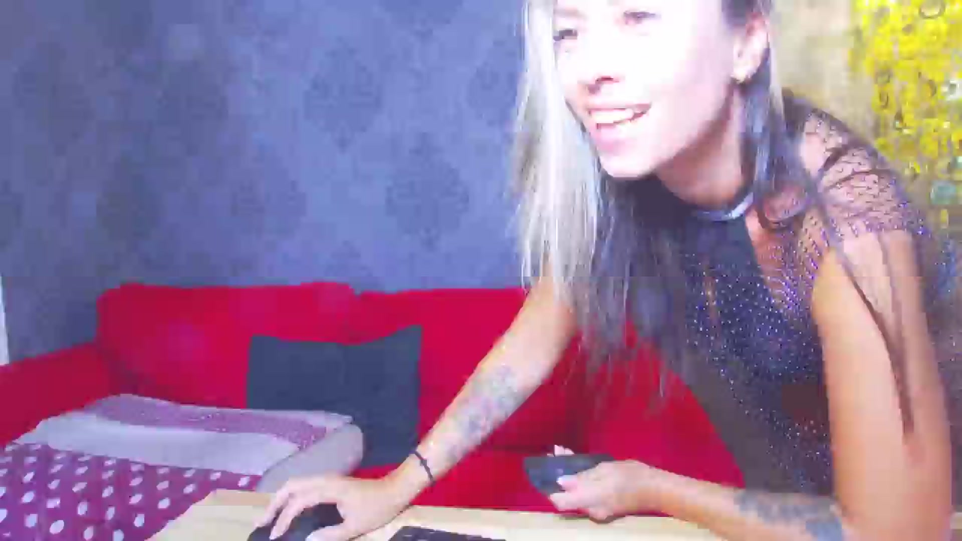 Gallery image thumbnail from PoxyVibe's myfreecams stream on, 08/15/2025, 19:32 image 1 of 20