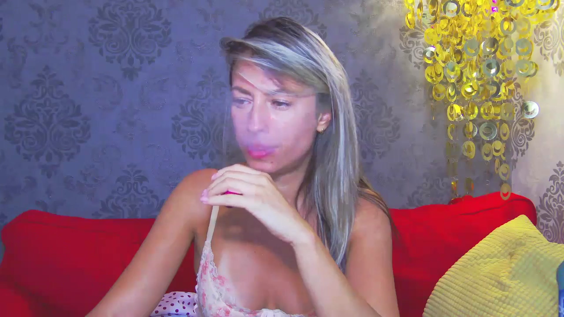 Gallery image thumbnail from PoxyVibe's myfreecams stream on, 09/03/2025, 19:37 image 4 of 20