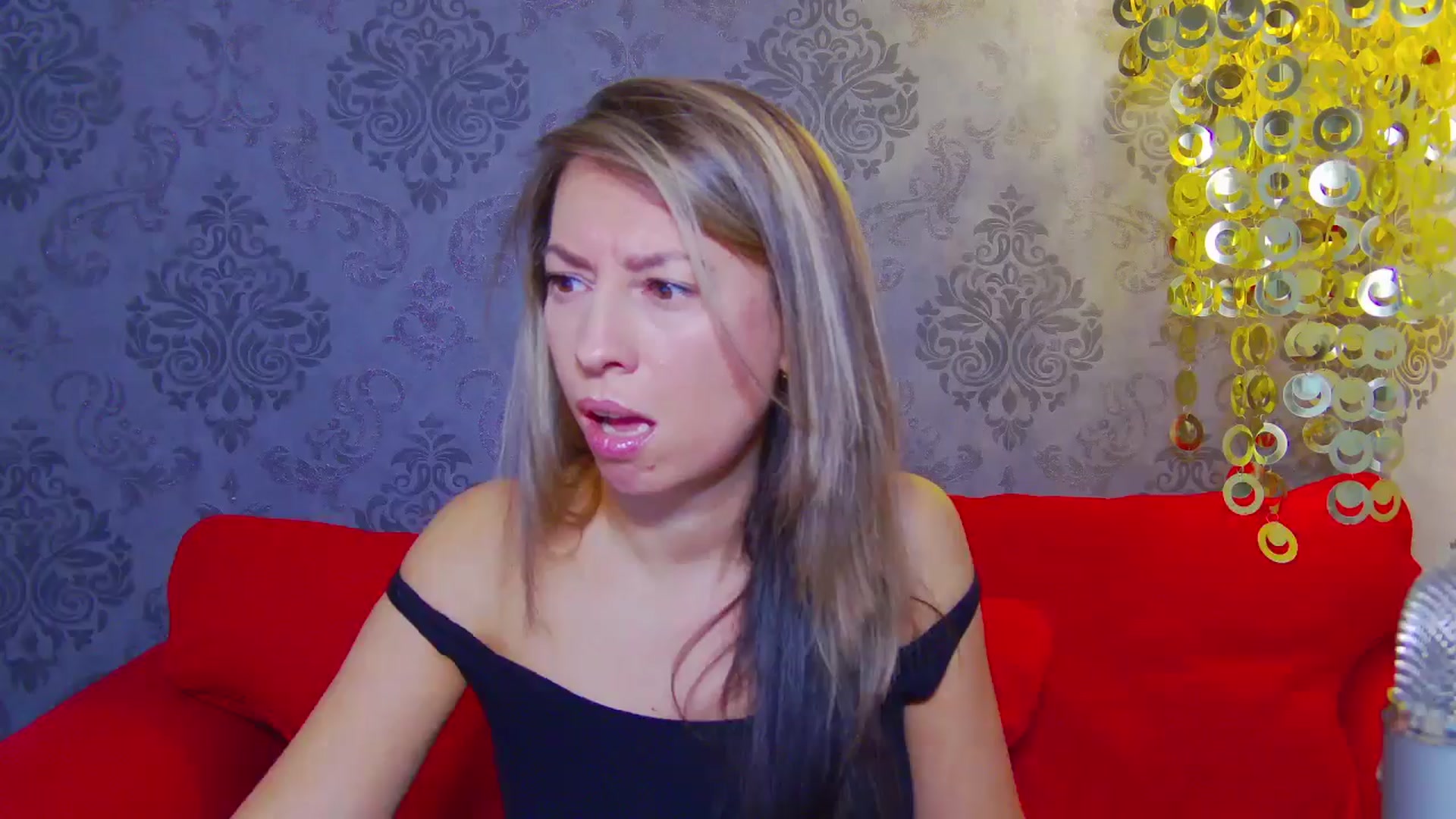 Gallery image thumbnail from PoxyVibe's myfreecams stream on, 11/19/2025, 16:02 image 5 of 20